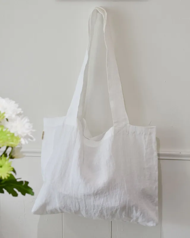 ZW Tote | White sold by Harly Jae