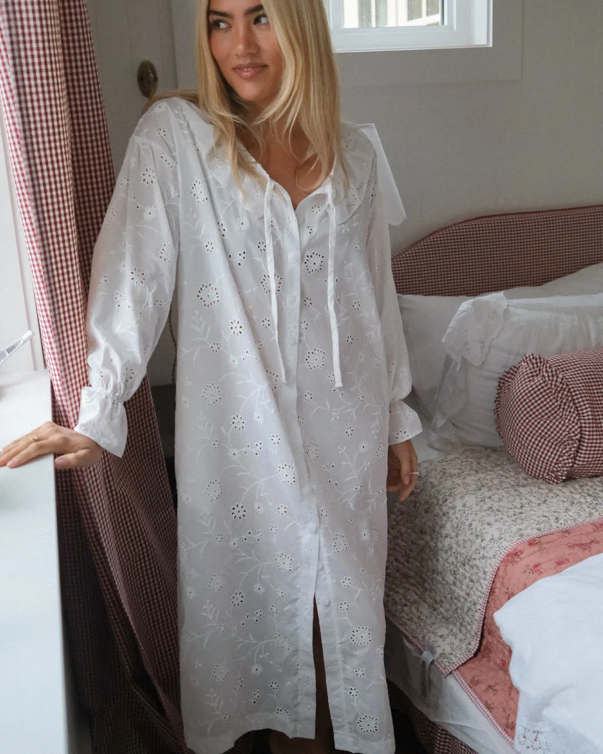Last Chance | Étoile Nightgown | Moon Broderie | L/XL sold by Harly Jae