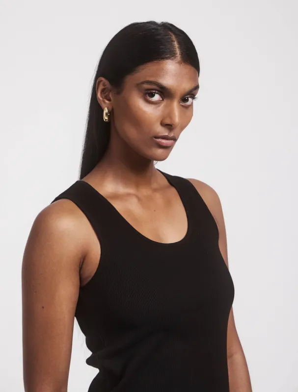 Azami Signature Rib Scoop Tank In Black sold by Ninety Percent