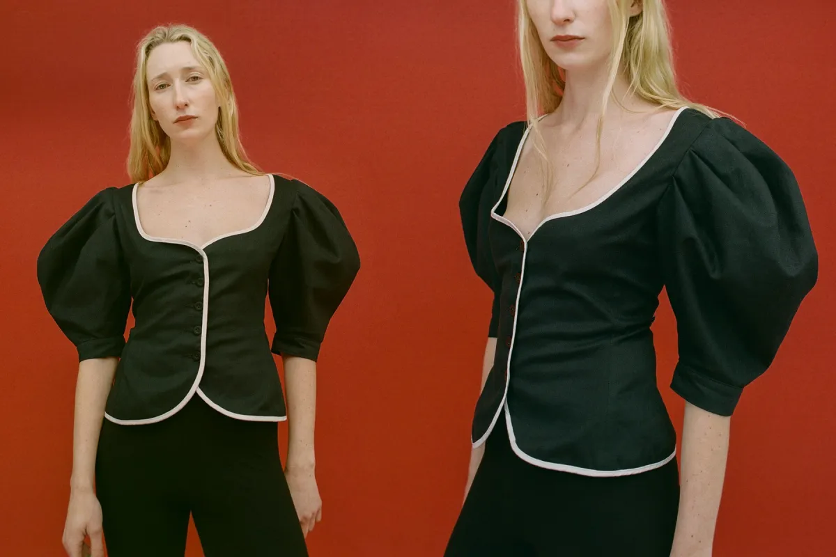 Audrey Contrast Top - Black/White sold by Gil Rodriguez