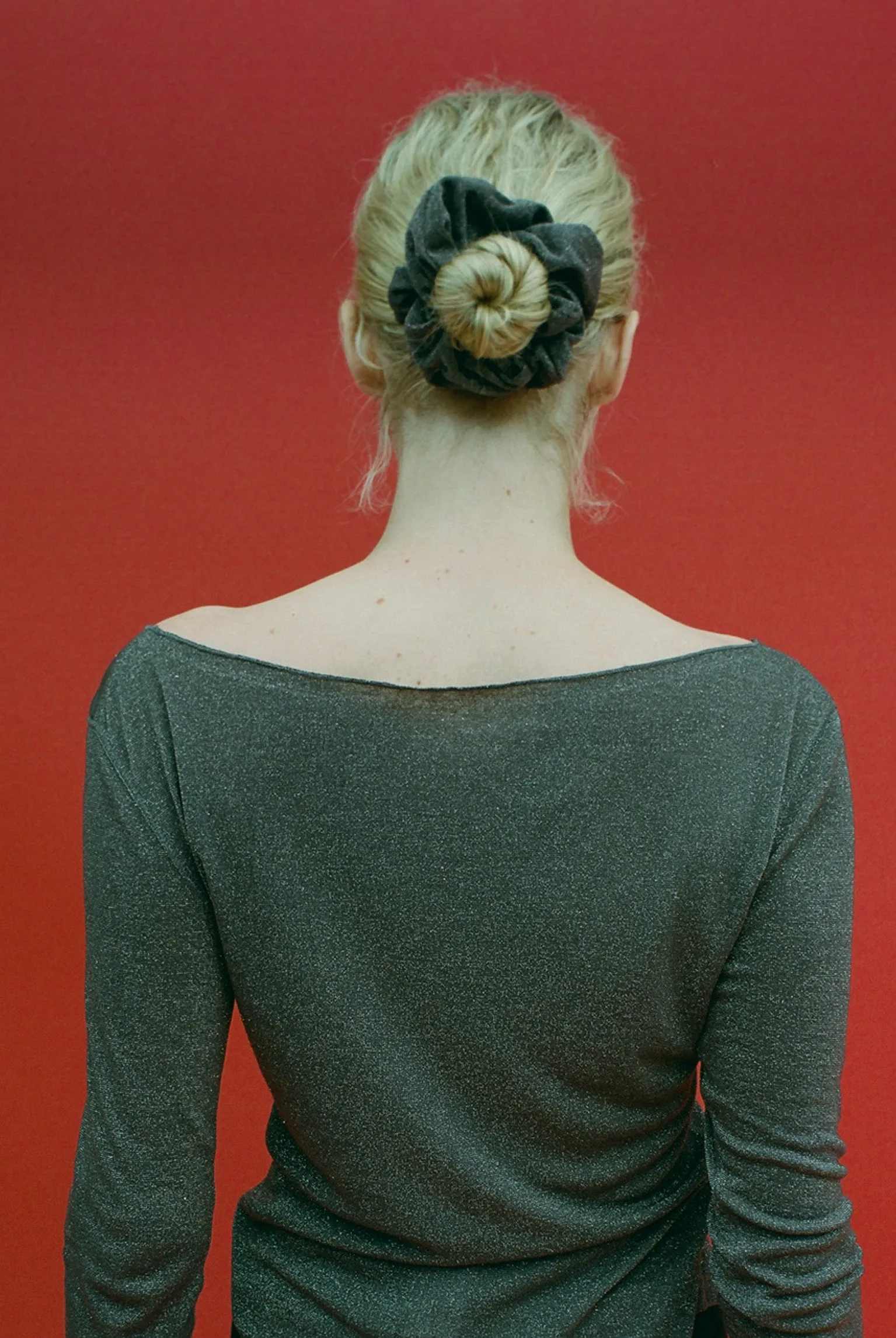 Shimmer Knit Scrunchie - Espresso sold by Gil Rodriguez product image thumbnail 4