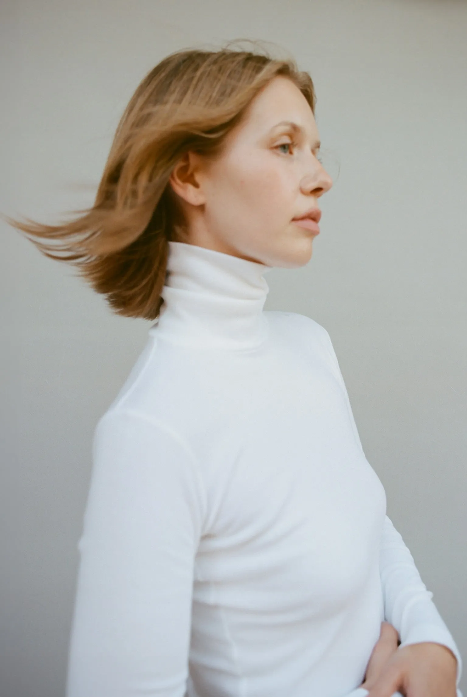 Turtleneck L/S Bellevue Tee - White (2nd Quality) sold by Gil Rodriguez product image thumbnail 3