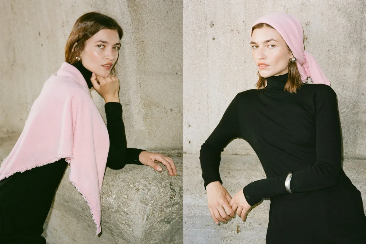 Tricot x Gil Rodriguez Cashmere Bandana - Rosa sold by Gil Rodriguez