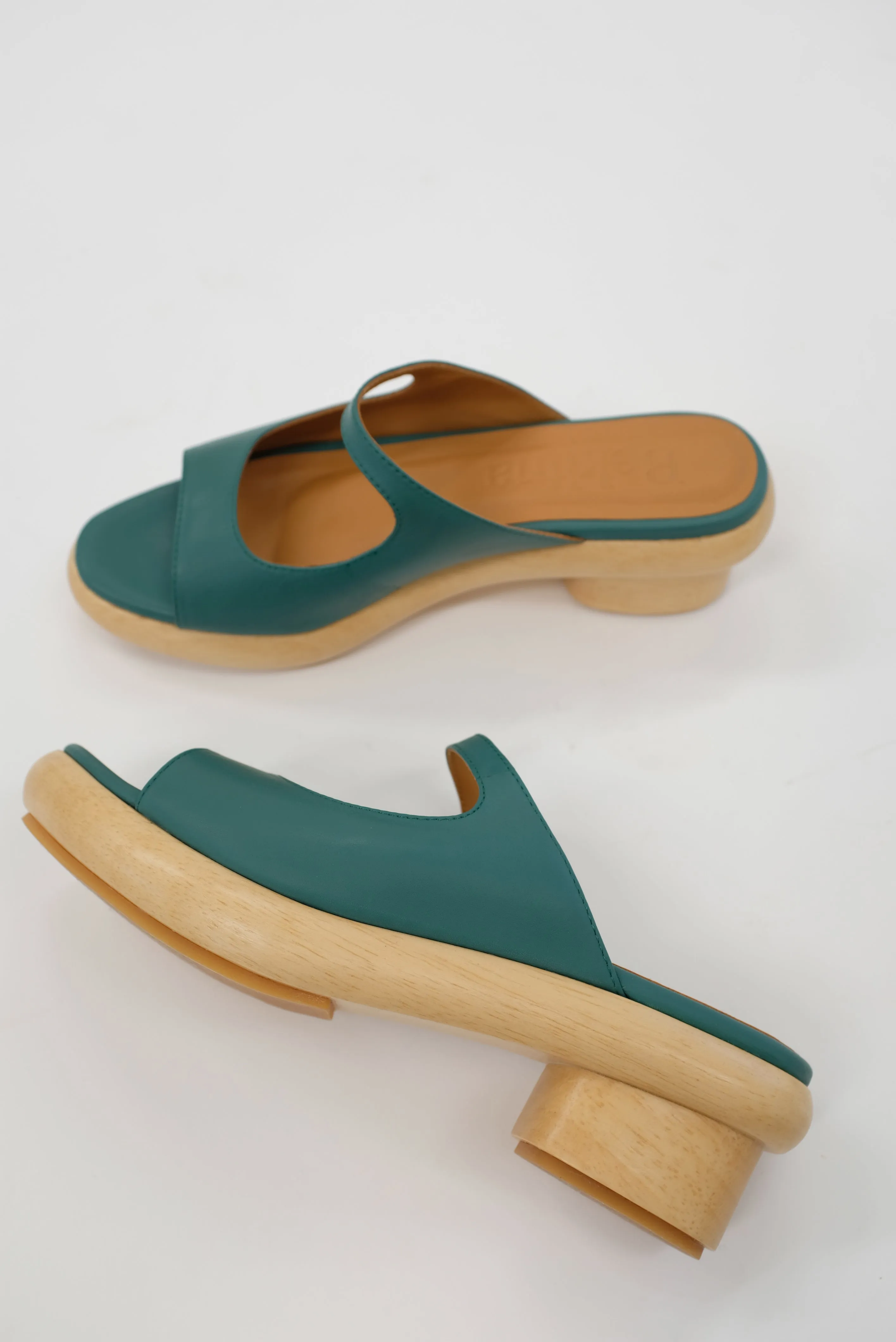 Beklina Low Sedia Sandal Cypress sold by Beklina product image thumbnail 2