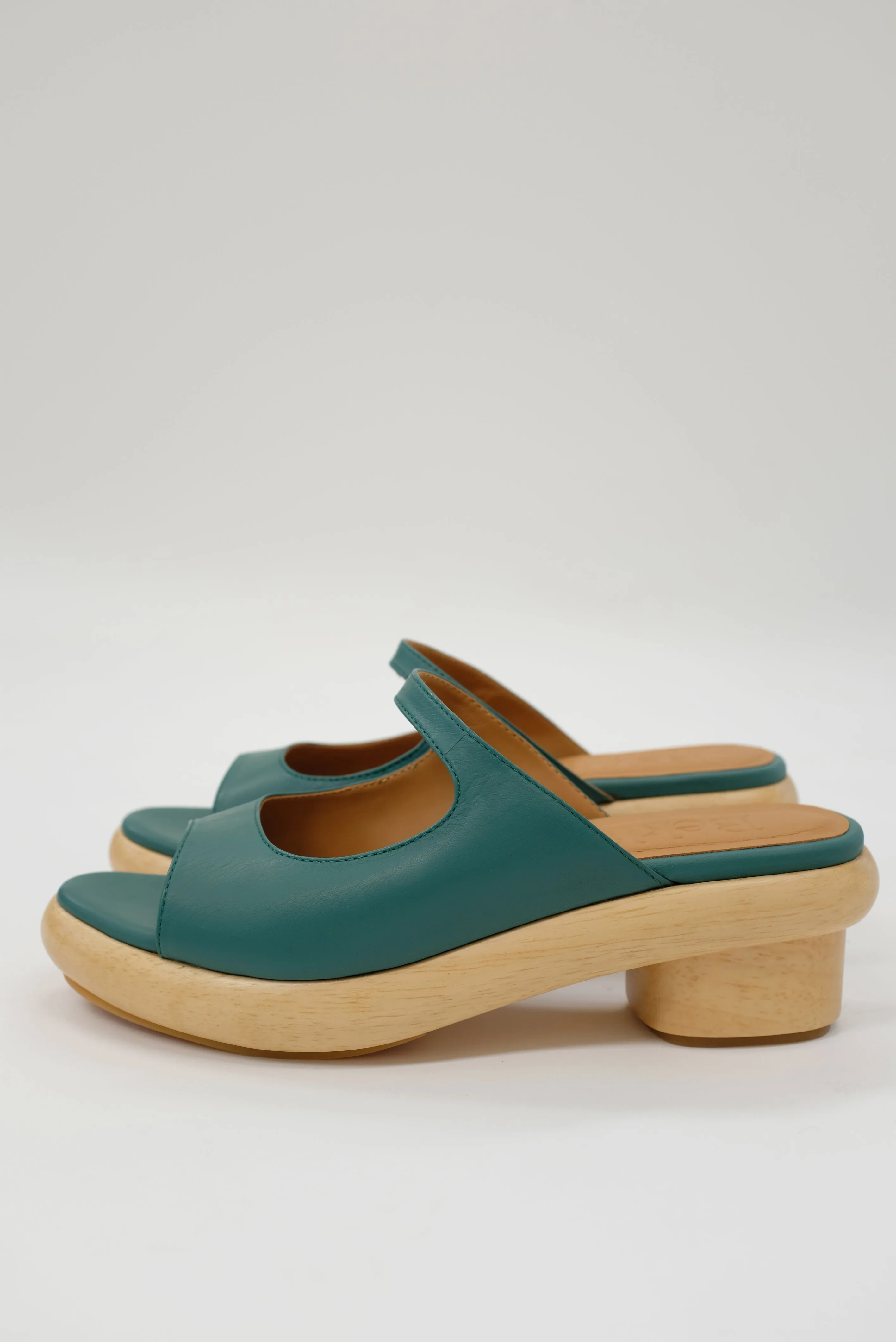 Beklina Low Sedia Sandal Cypress sold by Beklina product image thumbnail 5