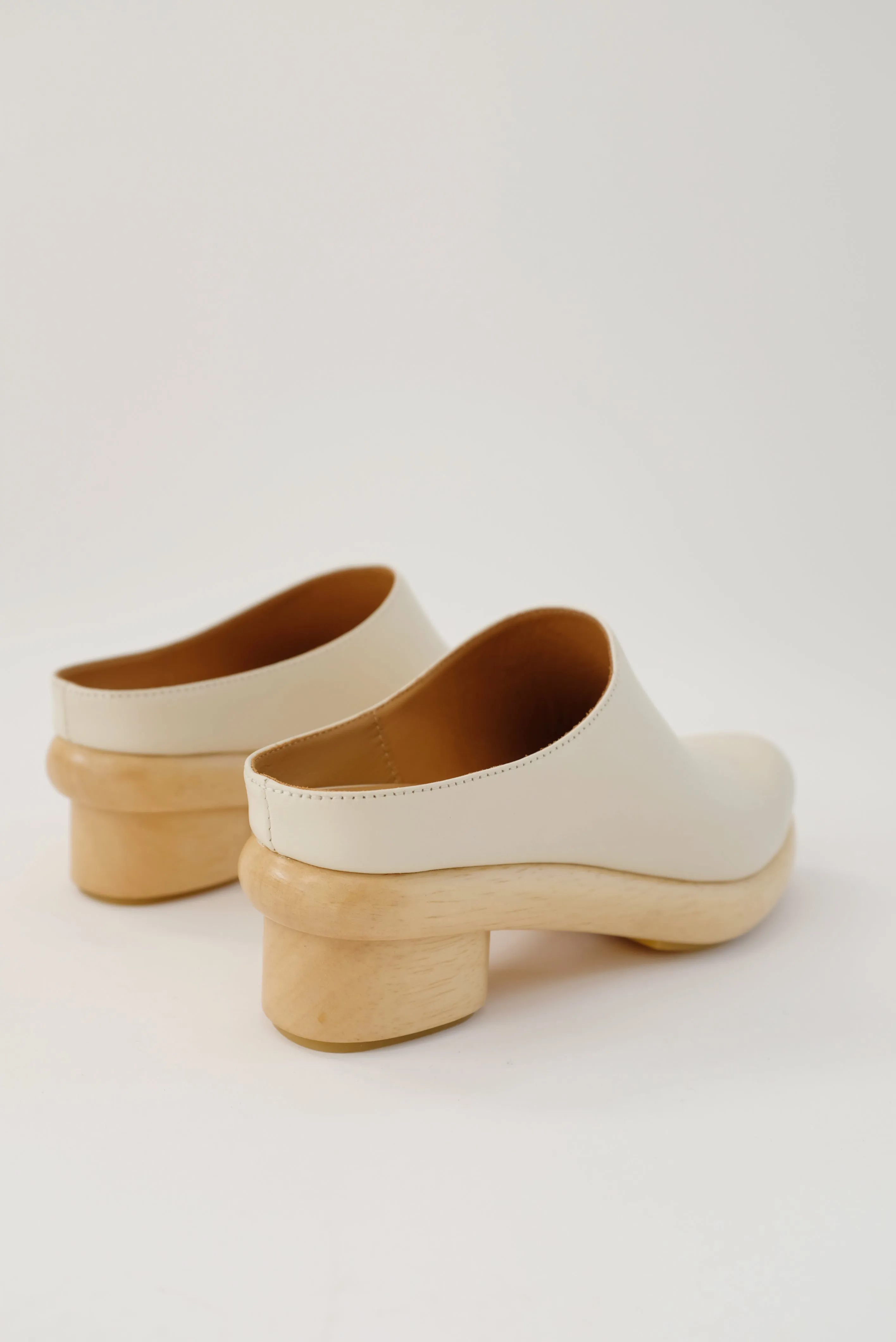 Beklina Low Sedia Clog Off White sold by Beklina product image thumbnail 3