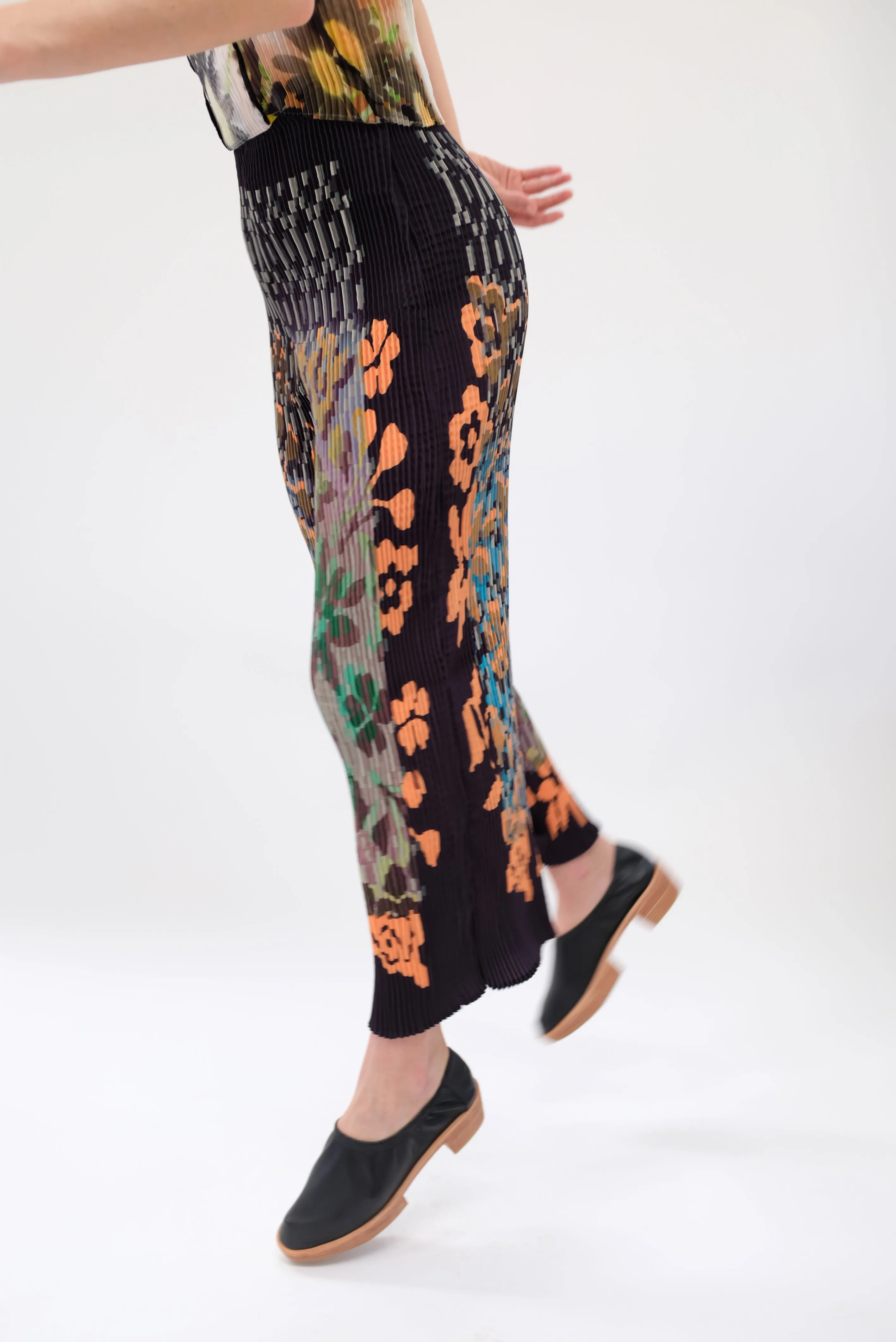 Beklina Aya Platform Black sold by Beklina product image thumbnail 2