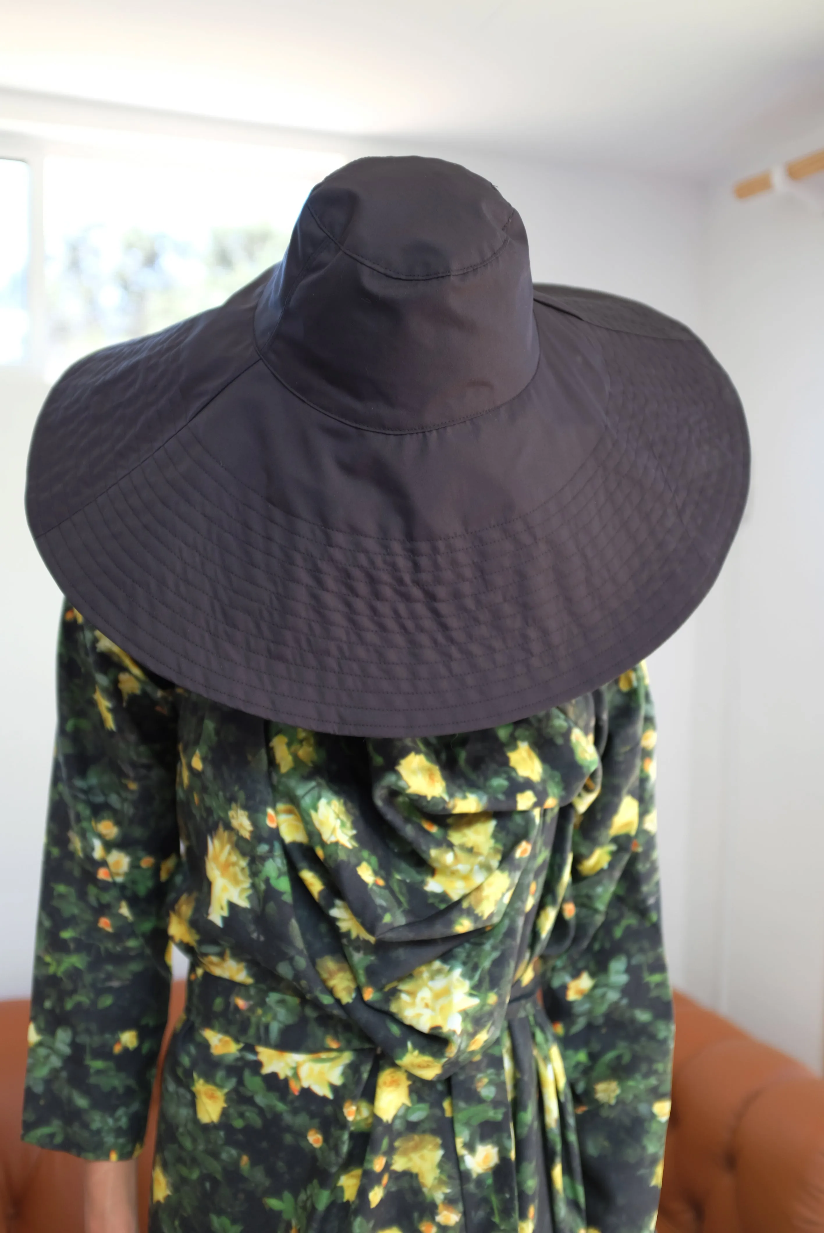 Beklina Voluminoso Hat Black sold by Beklina product image thumbnail 2