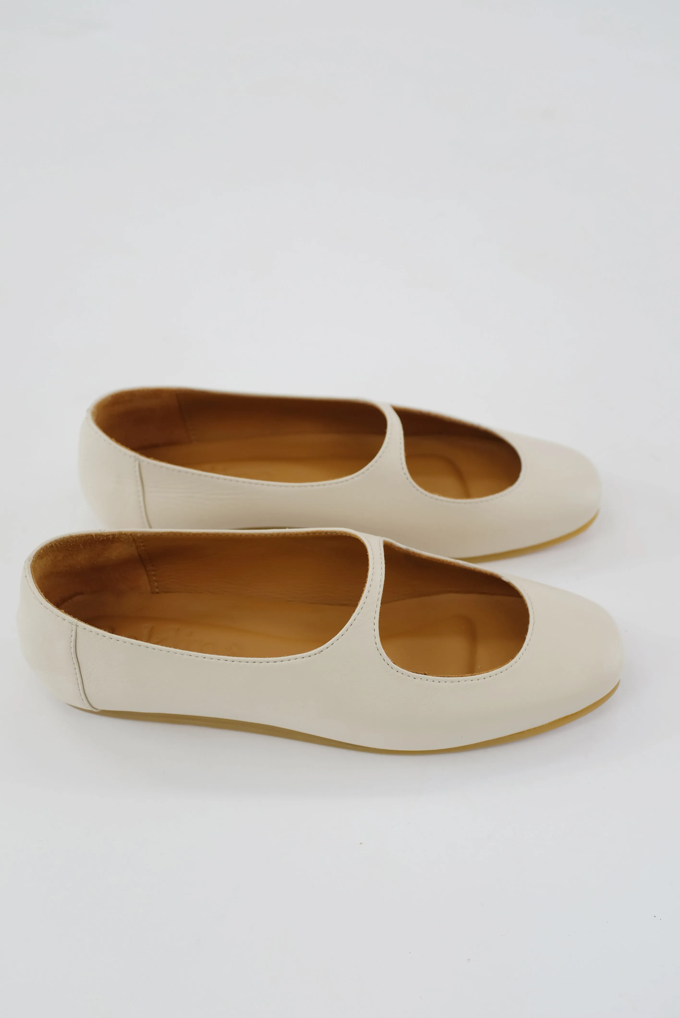 Beklina Olivia Flata Off White sold by Beklina