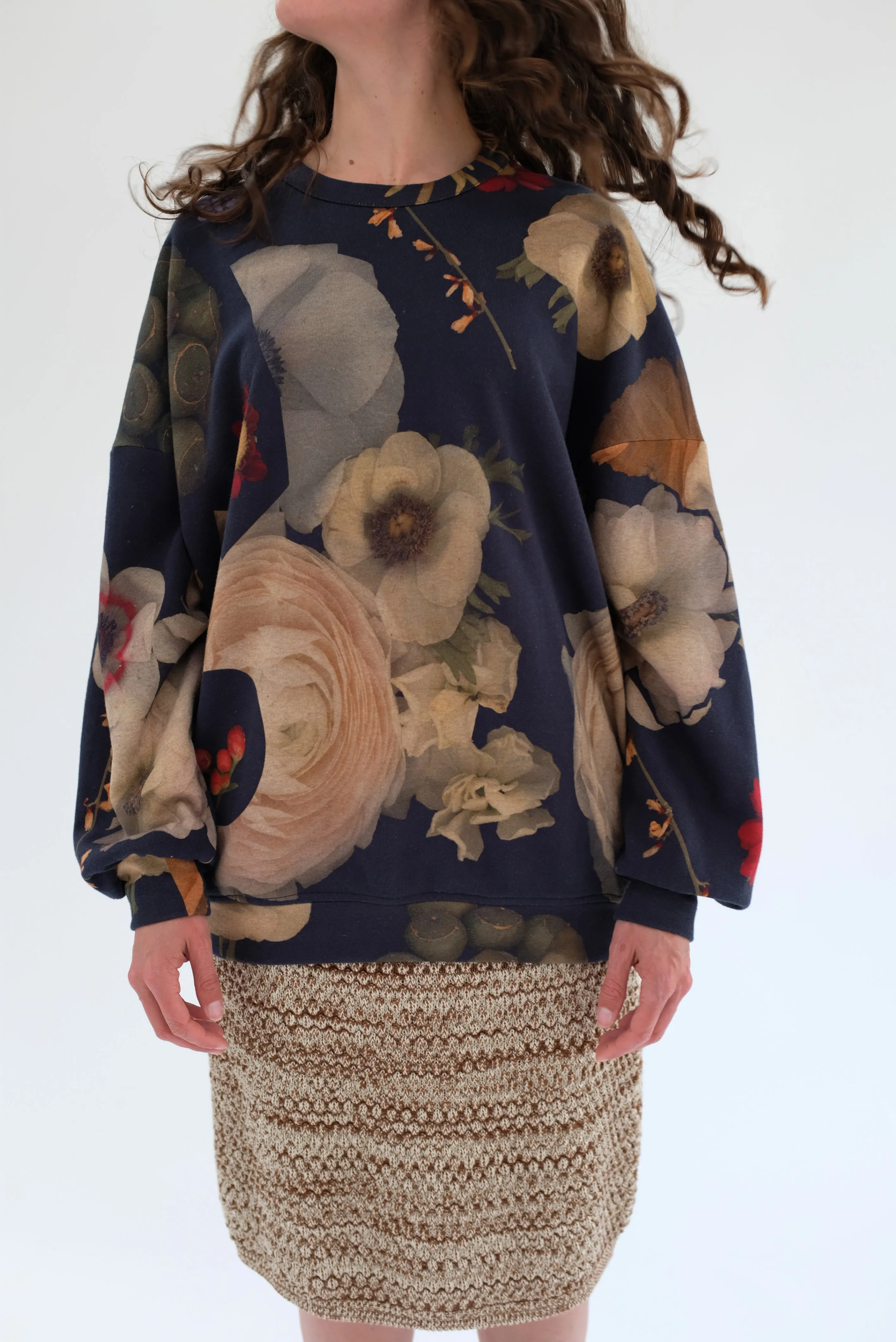 Anntian Pullover Sweatshirt Print 4B sold by Beklina product image thumbnail 4