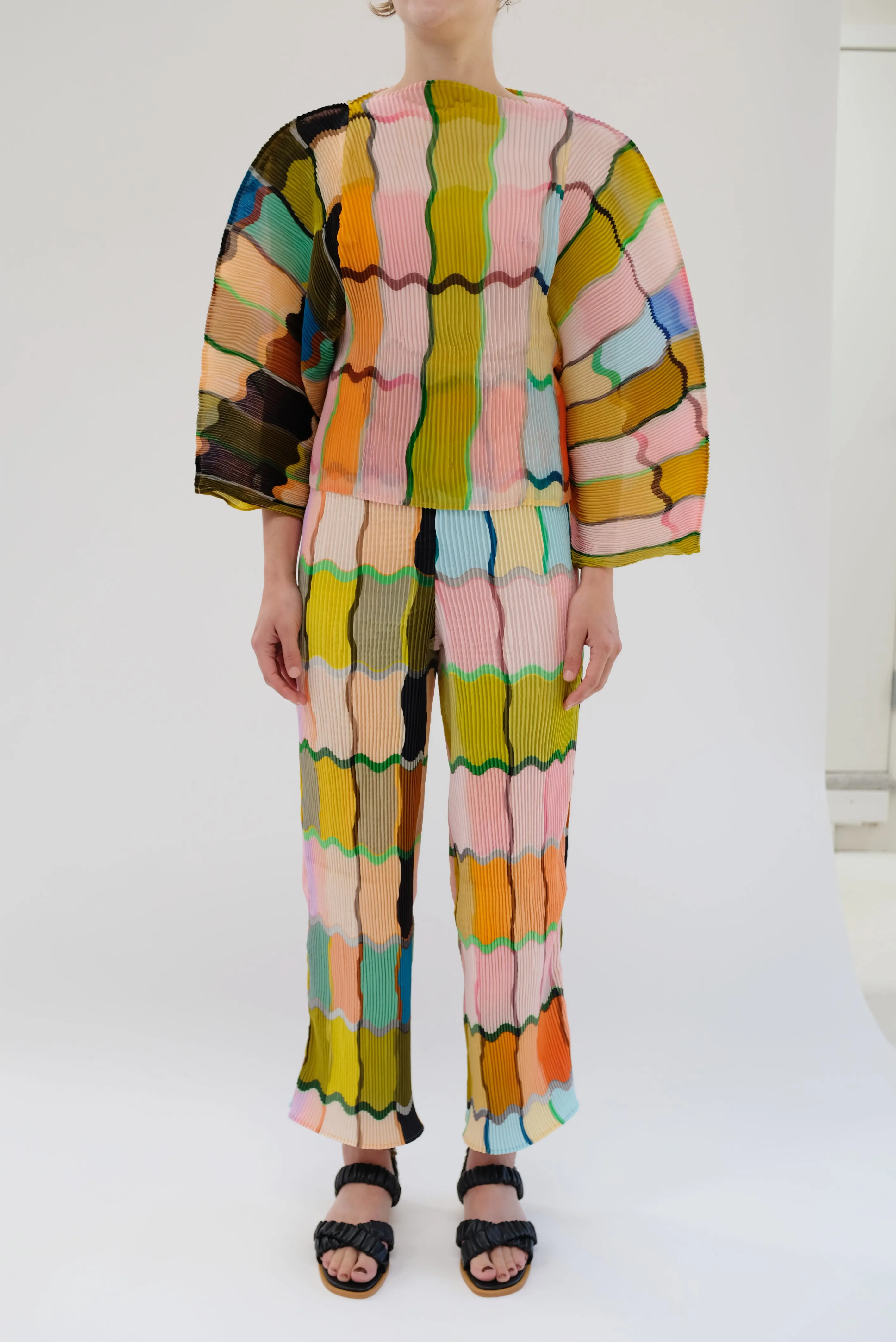 Julia Heuer Rana Top Ernst sold by Beklina product image thumbnail 3