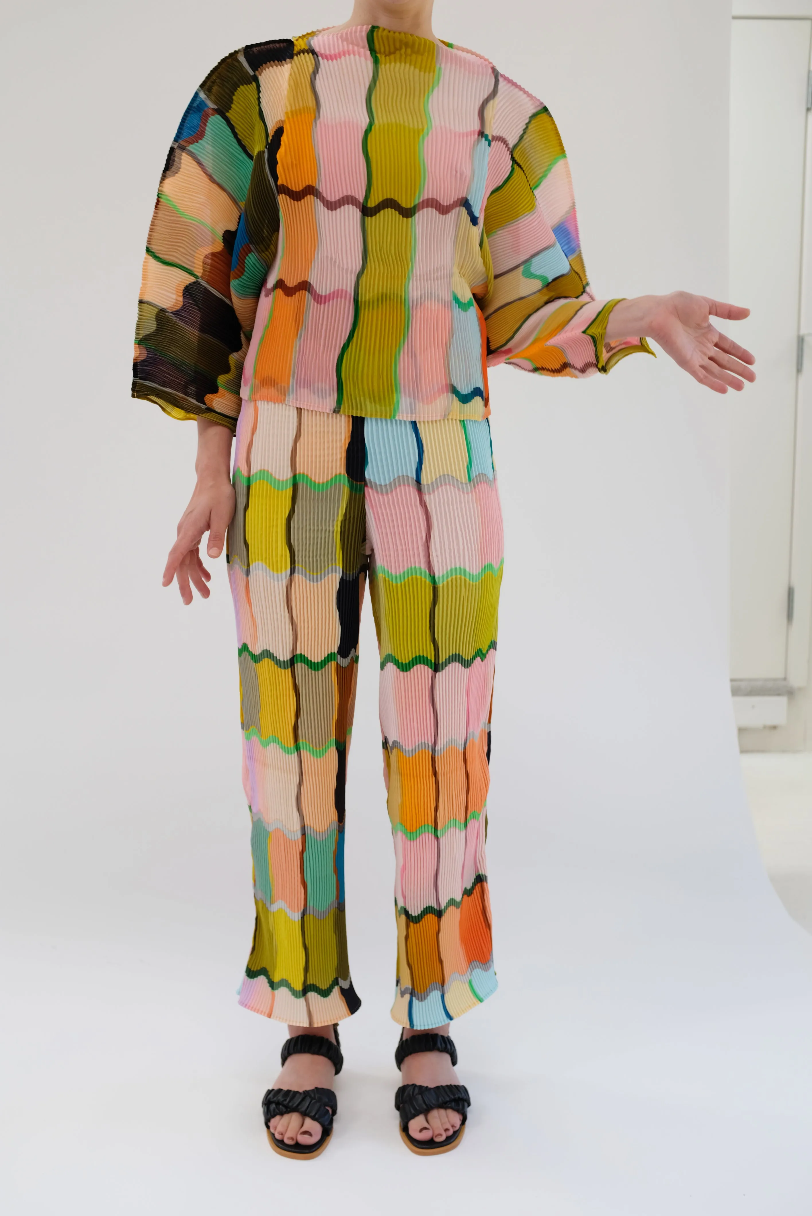 Julia Heuer Rana Top Ernst sold by Beklina product image thumbnail 5