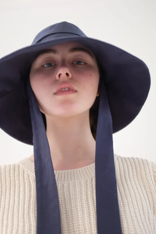 Beklina Lavoro Hat Lapis made by Beklina