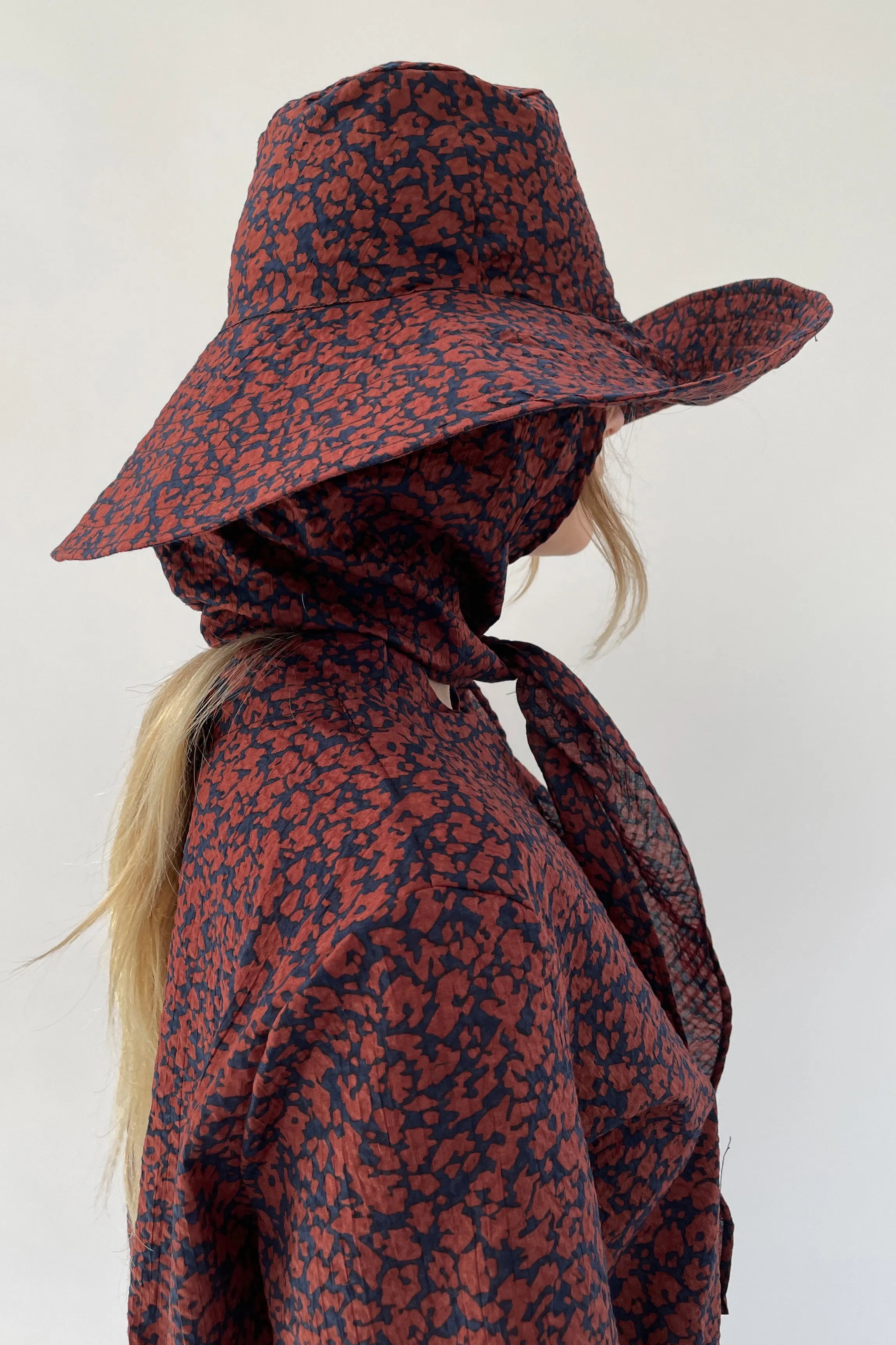 Beklina Scarf Hat Popcorn Navy/Brick sold by Beklina