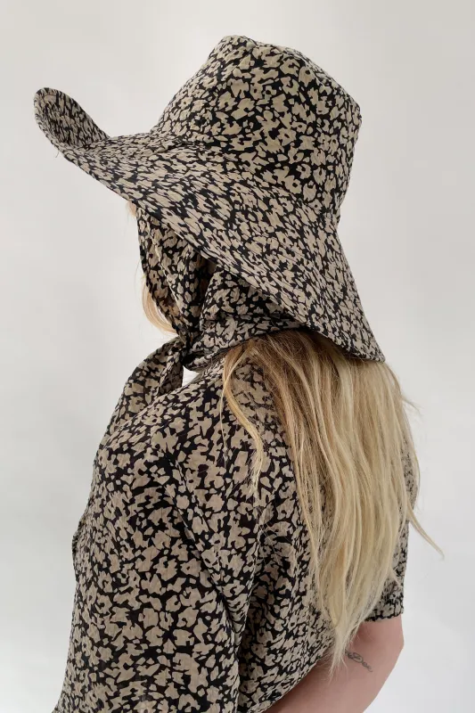 Beklina Scarf Hat Popcorn Black/Tan made by Beklina