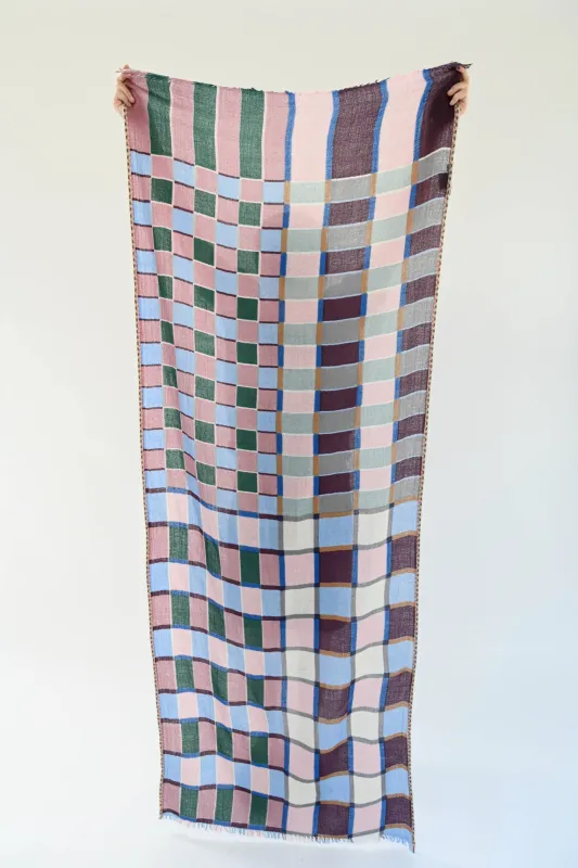 Epice Stole Aubergine made by Beklina