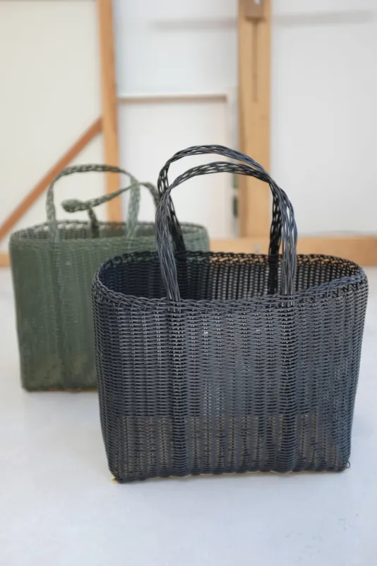 Palorosa Handwoven Flat Basket Small made by Beklina