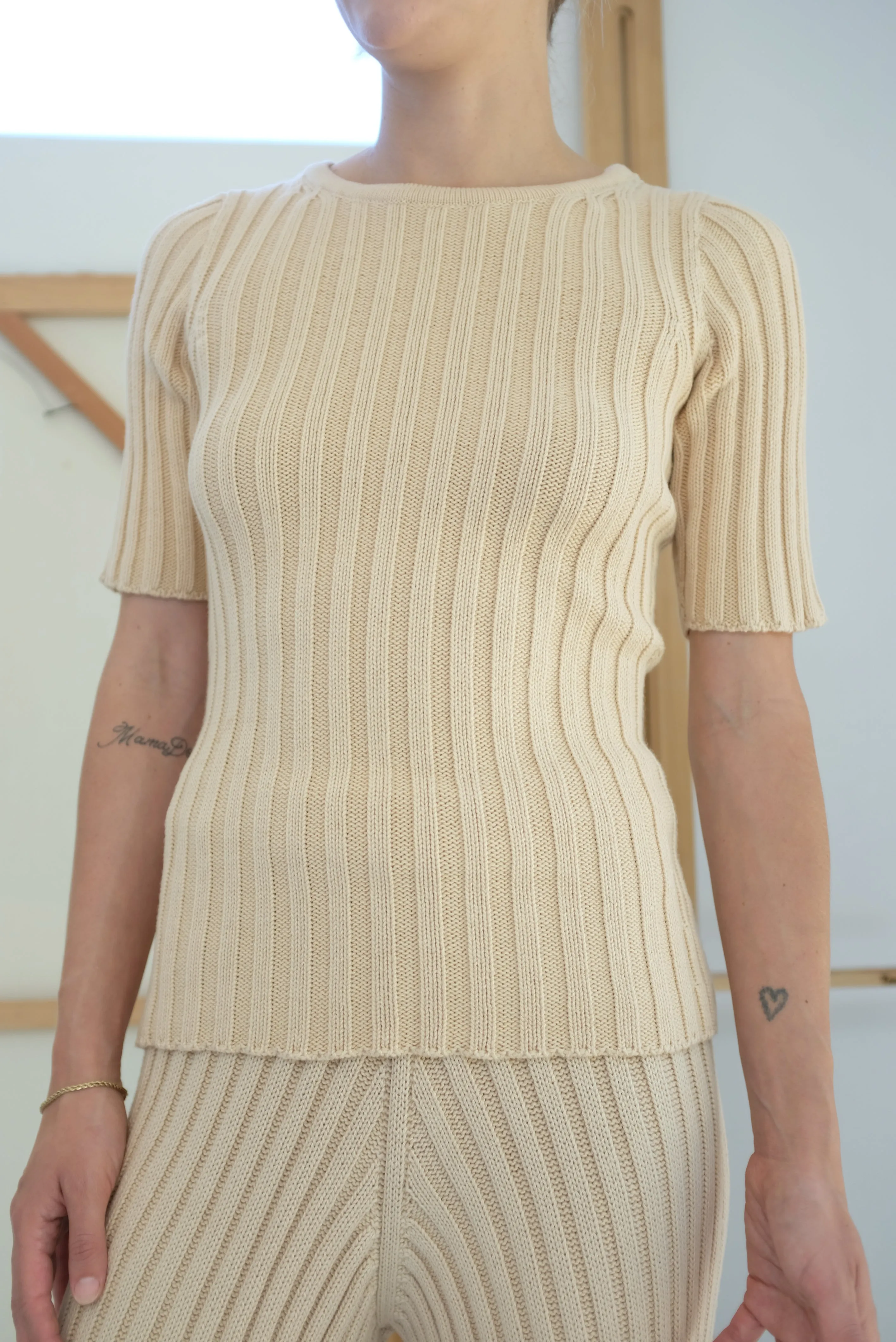 Baserange Samin Tee Corda sold by Beklina