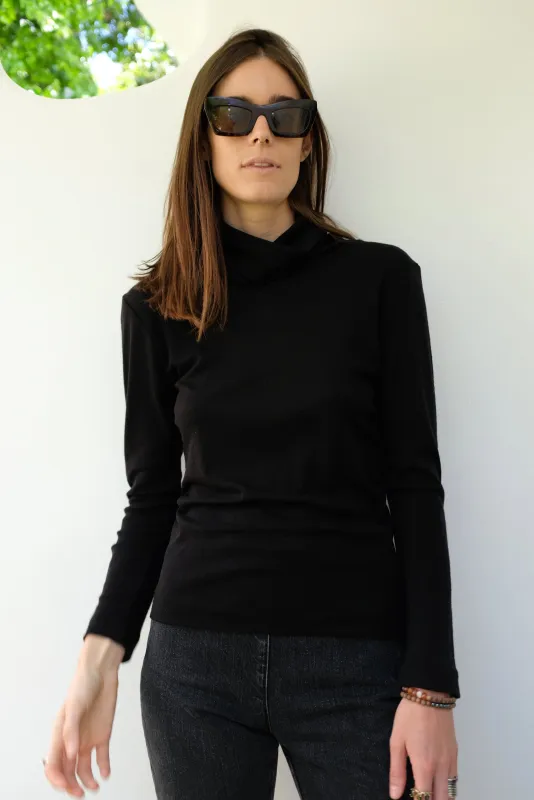 Beklina Merino Turtleneck Black made by Beklina