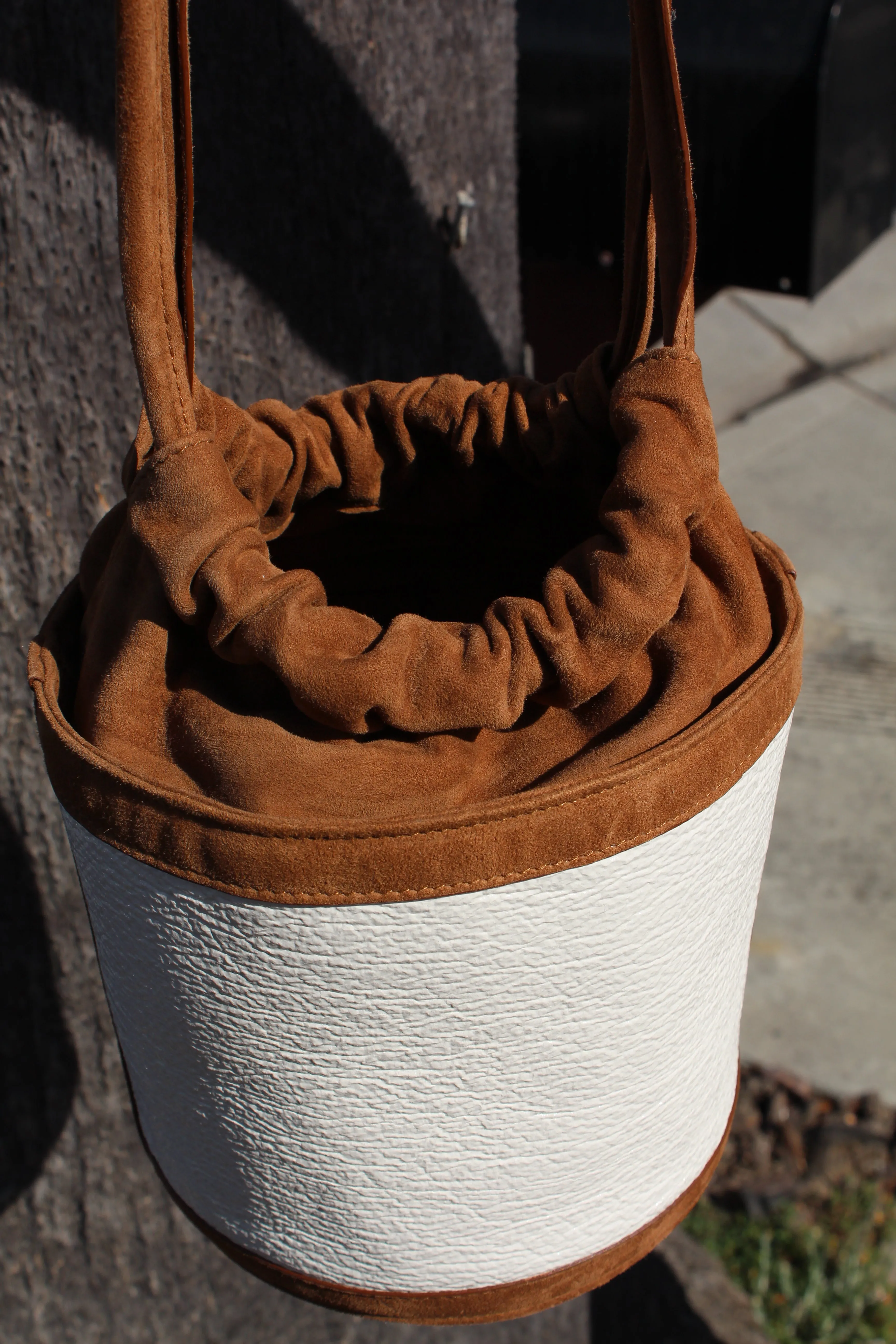 MNZ Park Bucket Bag White/Brown sold by Beklina product image thumbnail 2