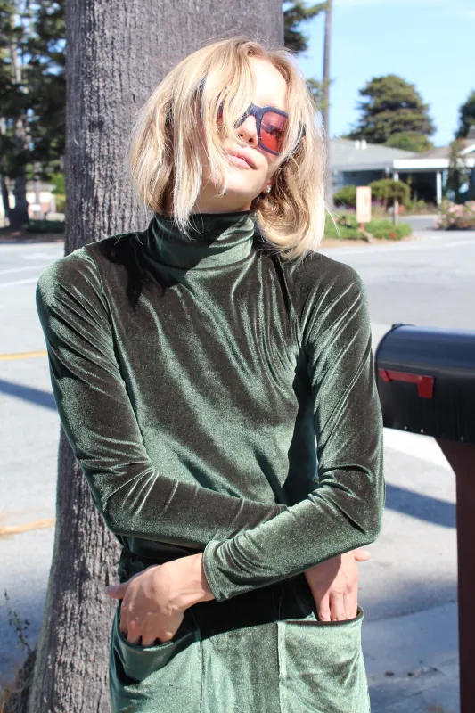 No.6 Ruffle Gloria Turtleneck Forest Velvet made by No. 6