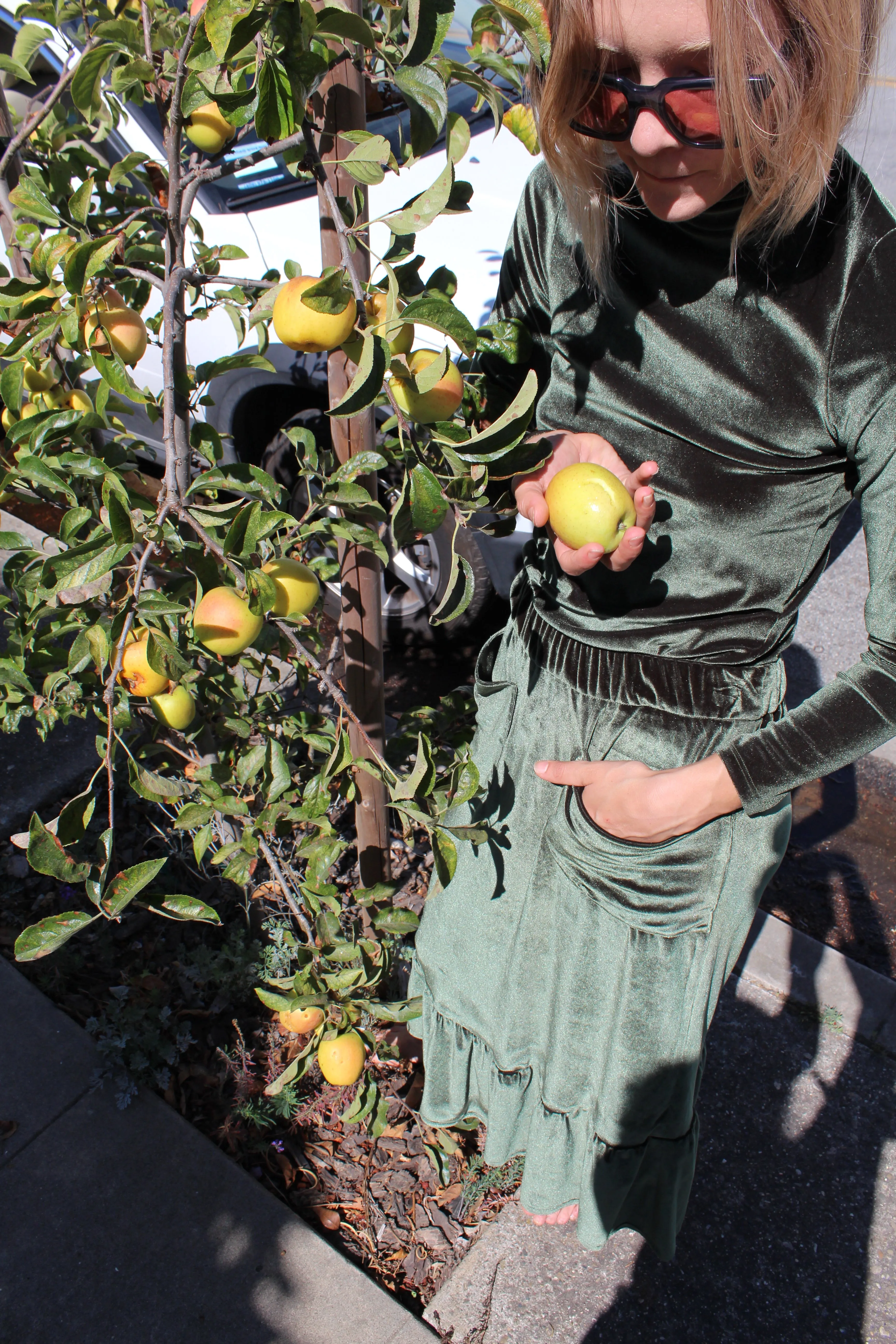 No.6 Ruffle Gloria Turtleneck Forest Velvet sold by Beklina product image thumbnail 5