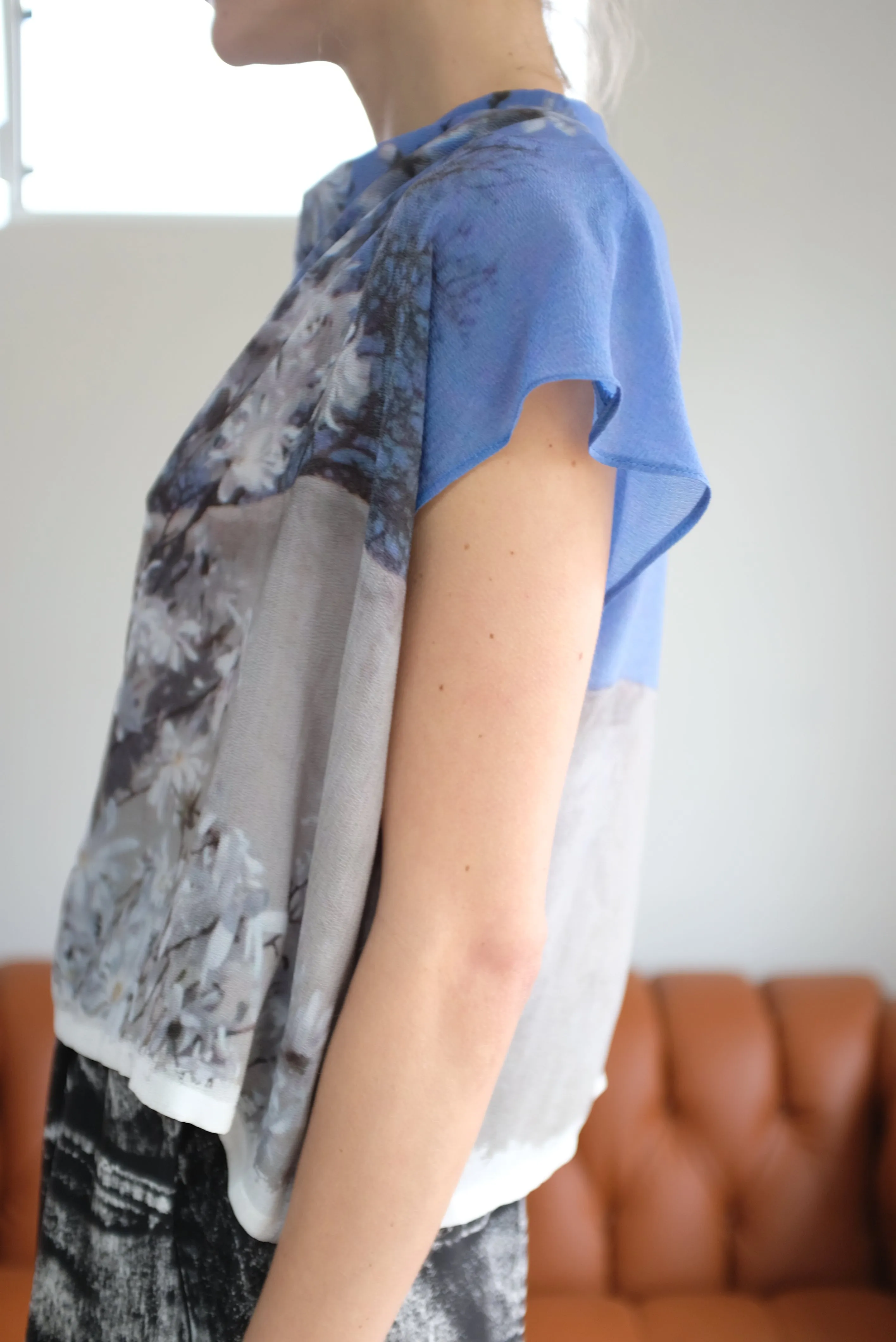 Anntian Silk Top Print Into The Sky sold by Beklina product image thumbnail 3