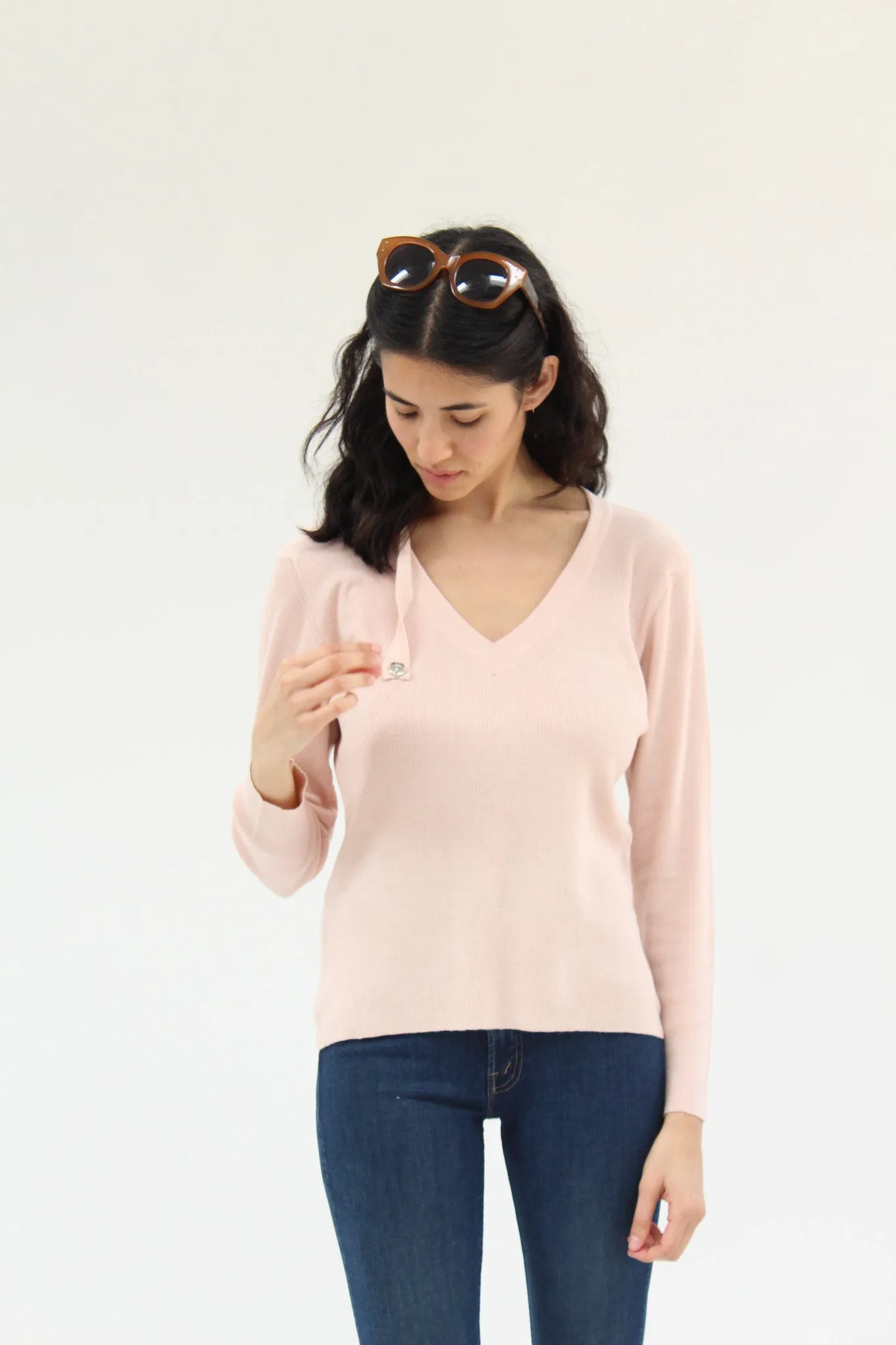 Beklina Ribbed Bar V-Neck Sweater Cloud / Pre-worn sold by Beklina product image thumbnail 5