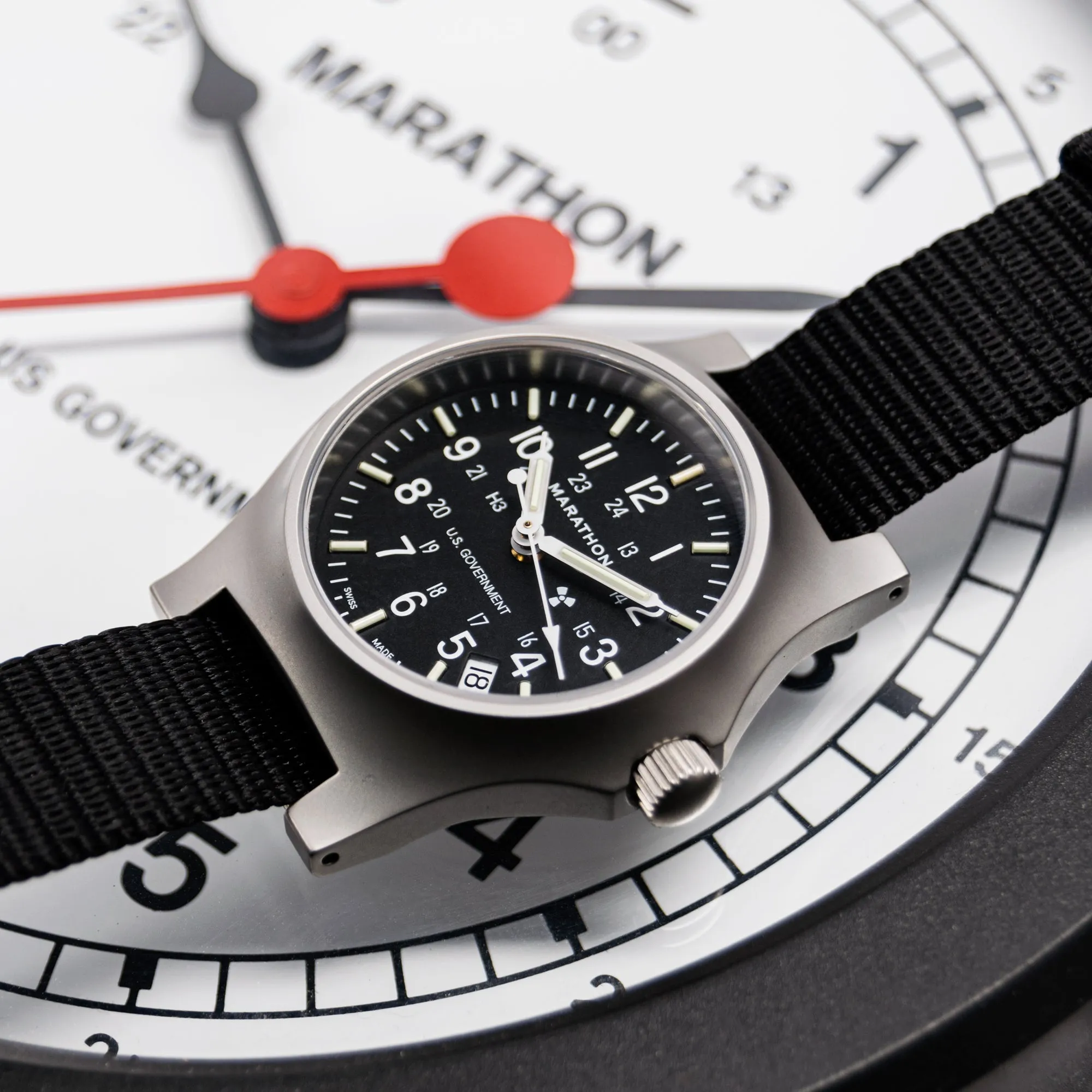 36mm Officer's Quartz w/ Date (GPQ-D) on Nylon DEFSTAN sold by Marathon Watch product image thumbnail 4
