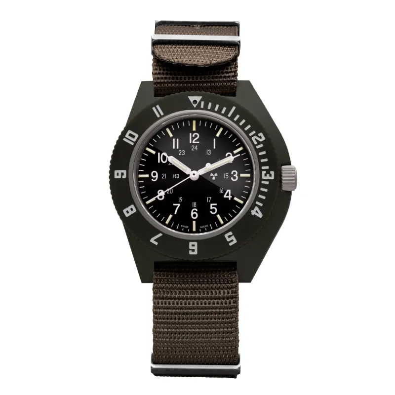 41mm Sage Green Pilot's Navigator (Quartz) sold by Marathon Watch