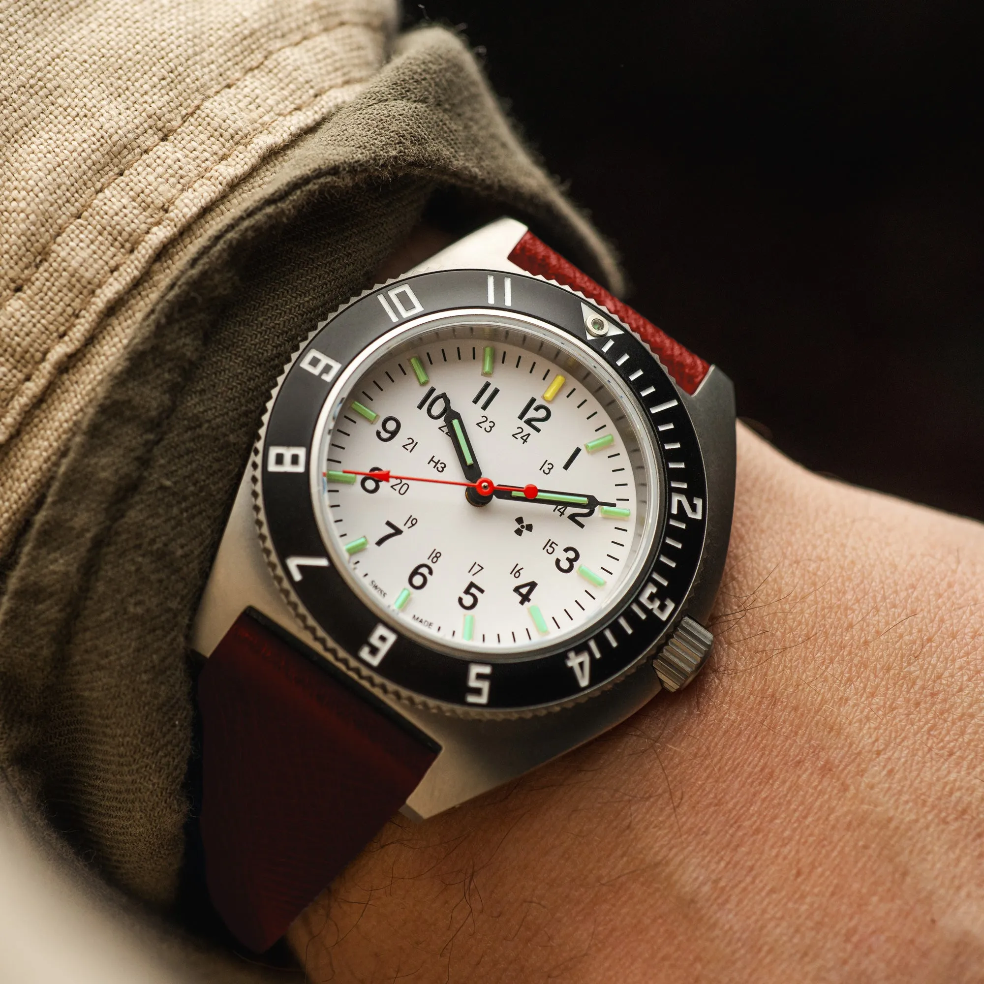 2-Piece Leather Strap, 20mm, Senate Red, Parkerized Hardware sold by Marathon Watch product image thumbnail 3