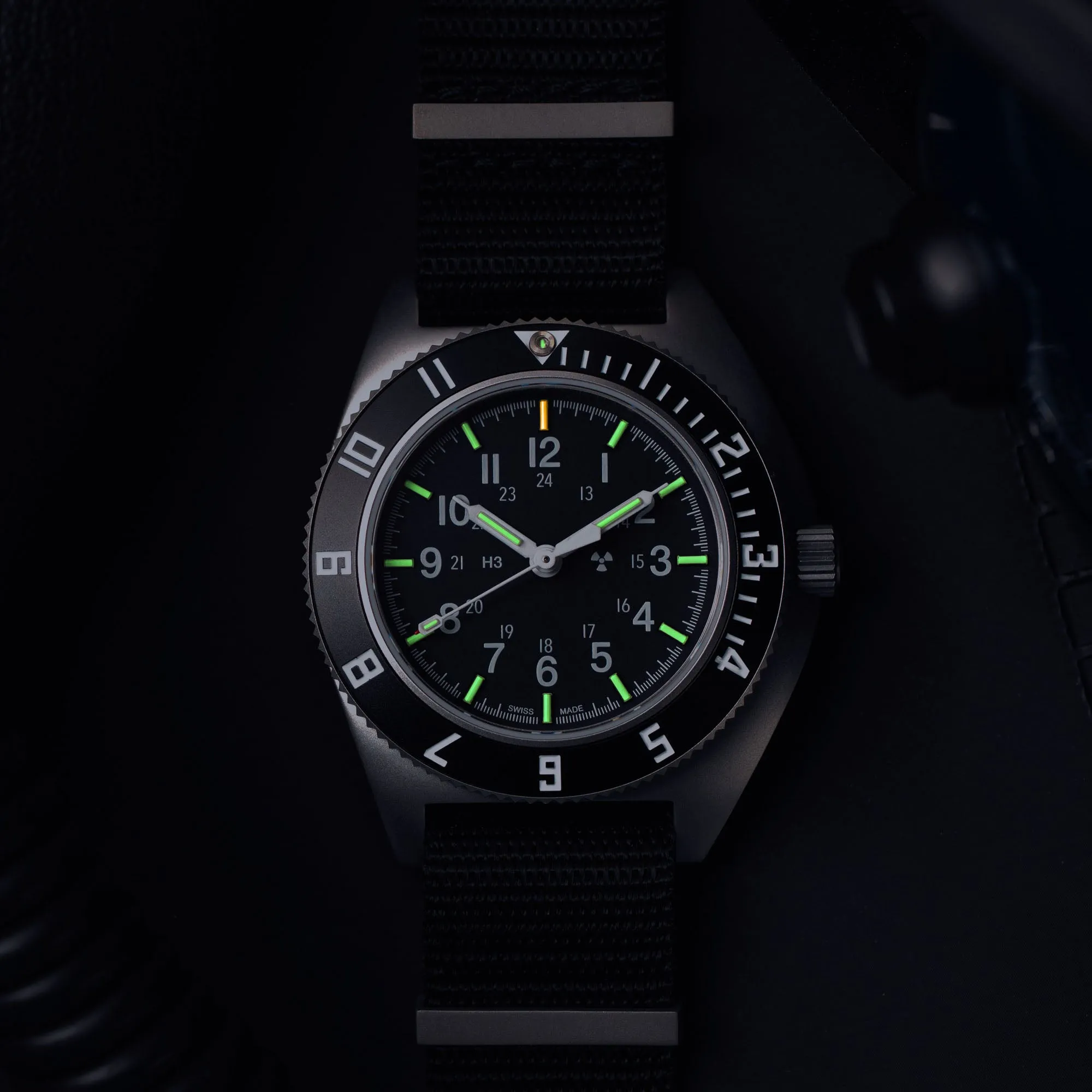 41mm Steel Navigator Automatic (SSNAV Auto) on Nylon DEFSTAN sold by Marathon Watch product image thumbnail 2