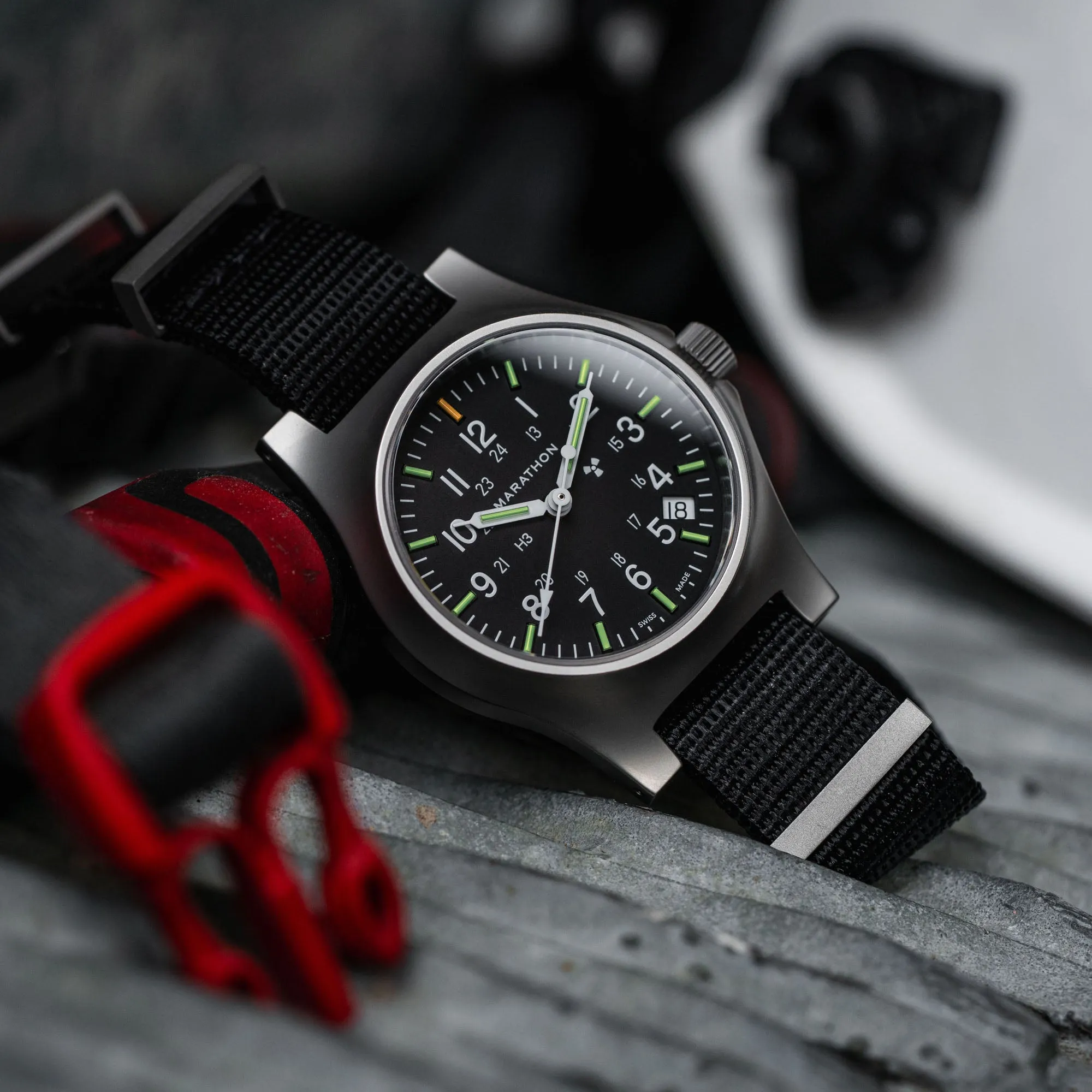 36mm Officer's Quartz w/ Date (GPQ-D) on Nylon DEFSTAN sold by Marathon Watch product image thumbnail 5