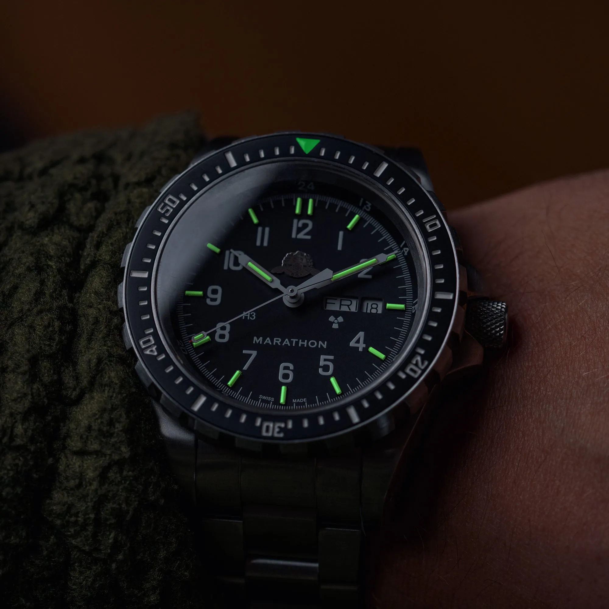 46mm Official YAMAM™ Jumbo Day/Date Automatic (JDD) with Stainless Steel Bracelet sold by Marathon Watch product image thumbnail 2