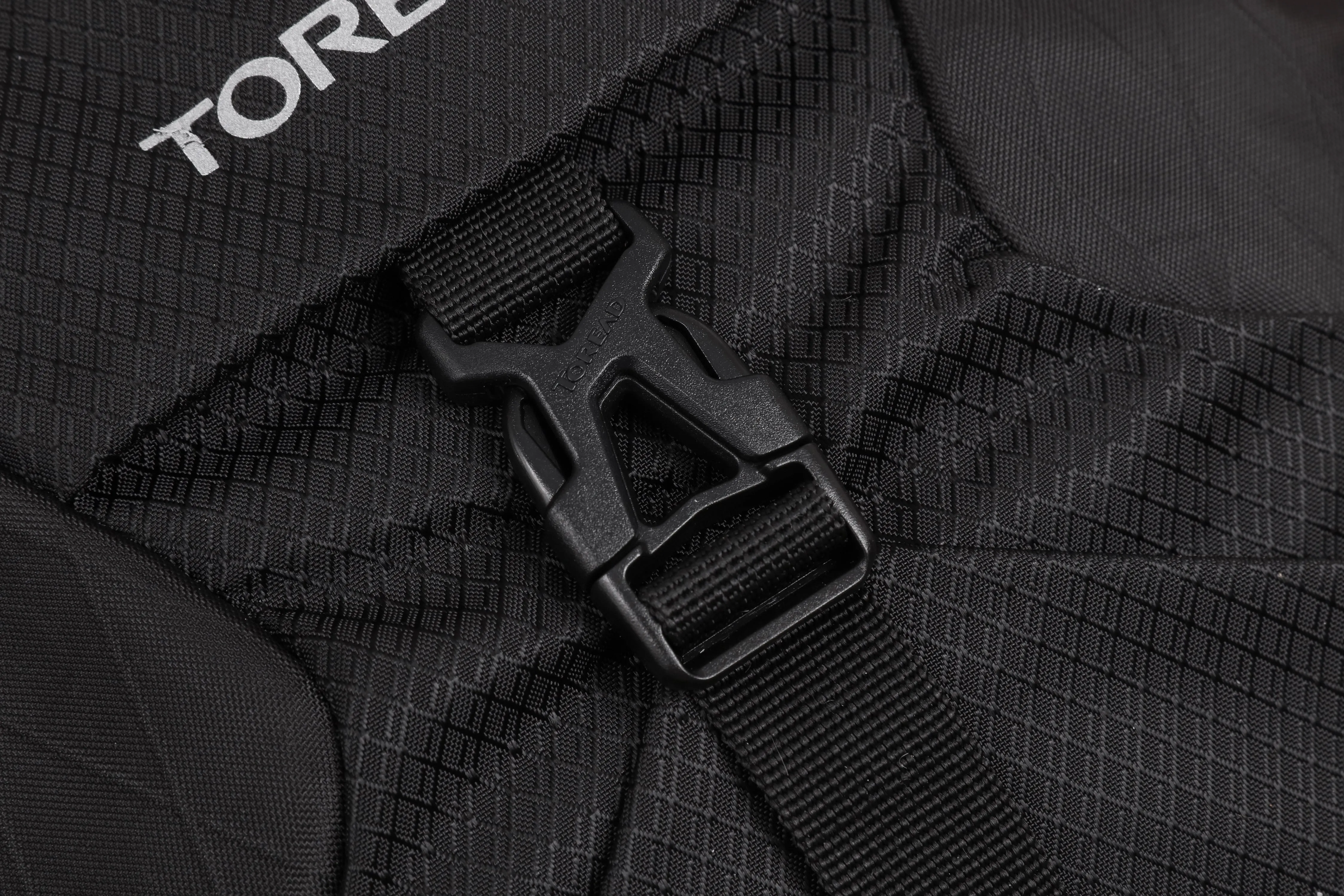 30L Eco-Friendly Hiking Backpack with Rain Cover and Breathable Suspension System sold by Toread Gear product image thumbnail 5