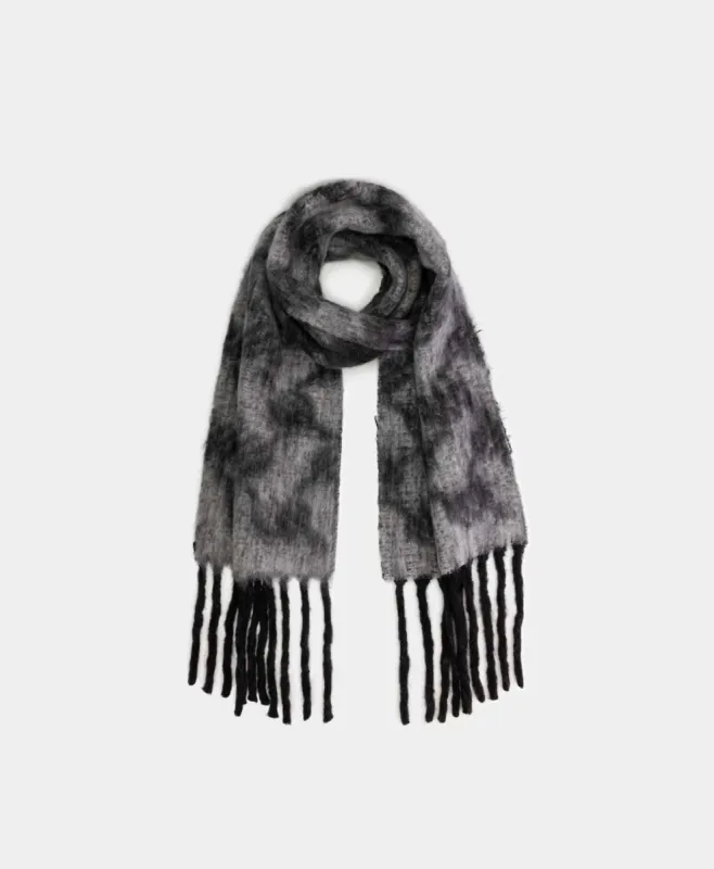 Black Riyo Scarf sold by Daily Paper