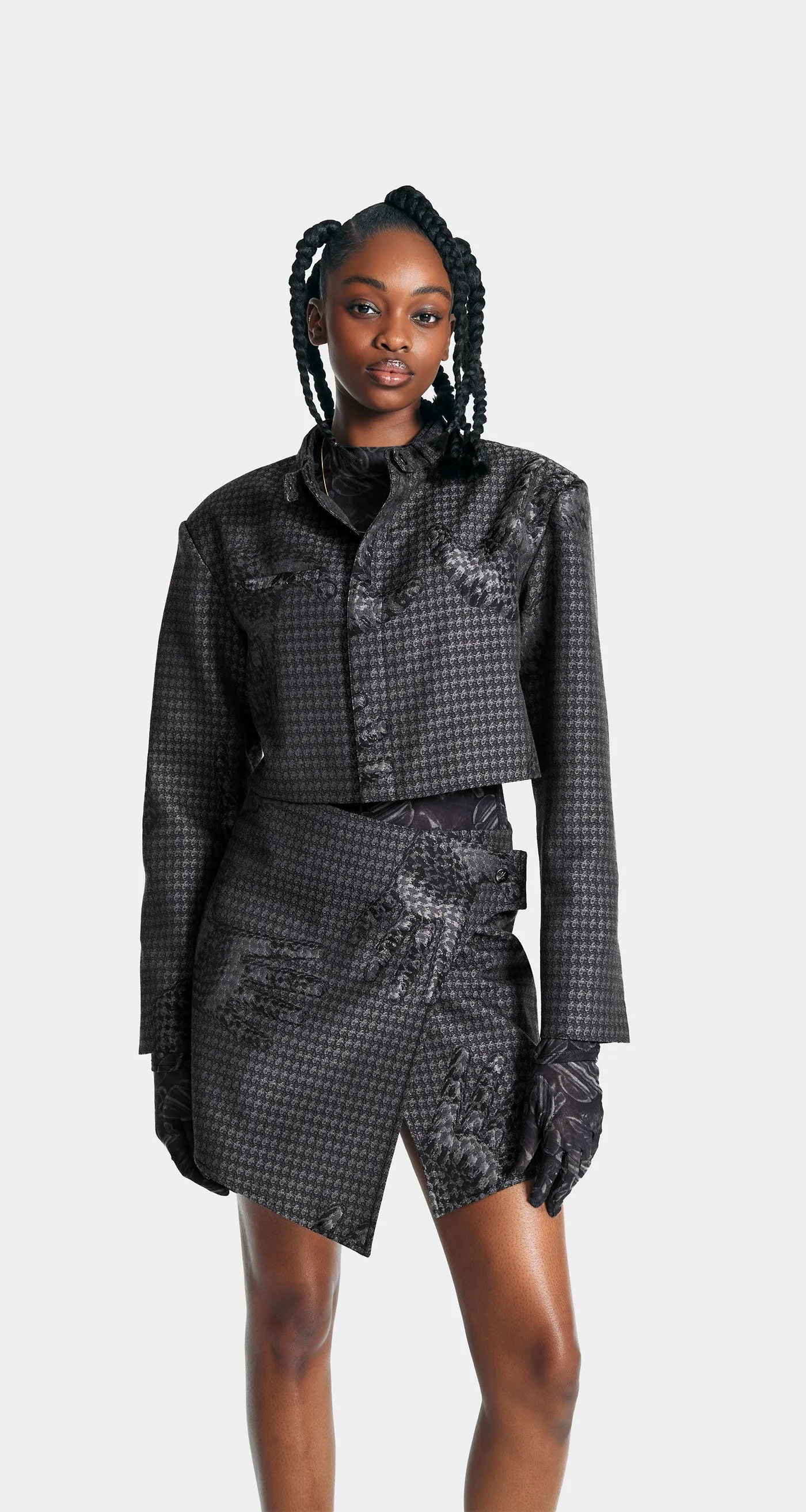 Obsidian Black Deylin Trapped Jacket sold by Daily Paper product image thumbnail 4