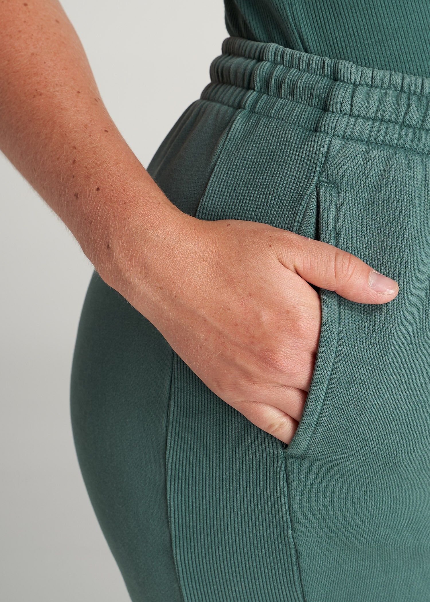 Wearever Fleece Regular Fit Women's Tall Sweatpants in Juniper Green sold by American Tall product image thumbnail 2
