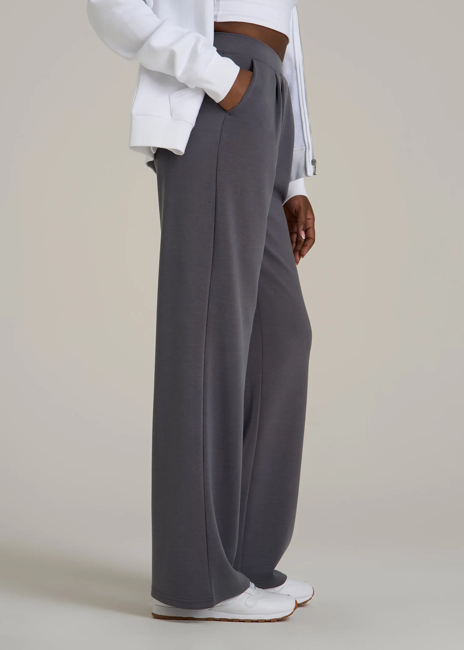 Soft Motion Pleated Wide Leg Pant for Tall Women in Charcoal Rinse sold by American Tall product image thumbnail 3