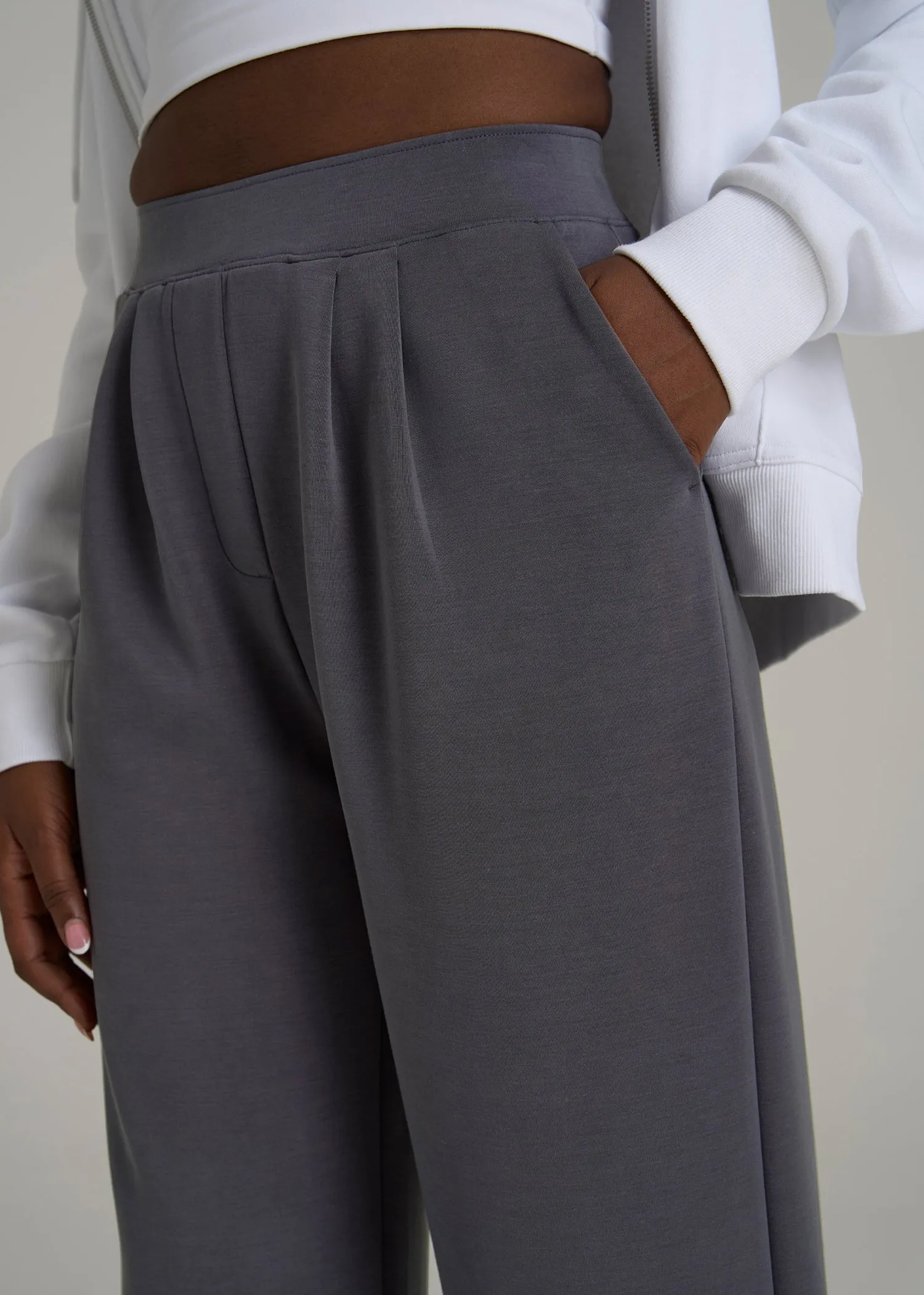 Soft Motion Pleated Wide Leg Pant for Tall Women in Charcoal Rinse sold by American Tall product image thumbnail 2