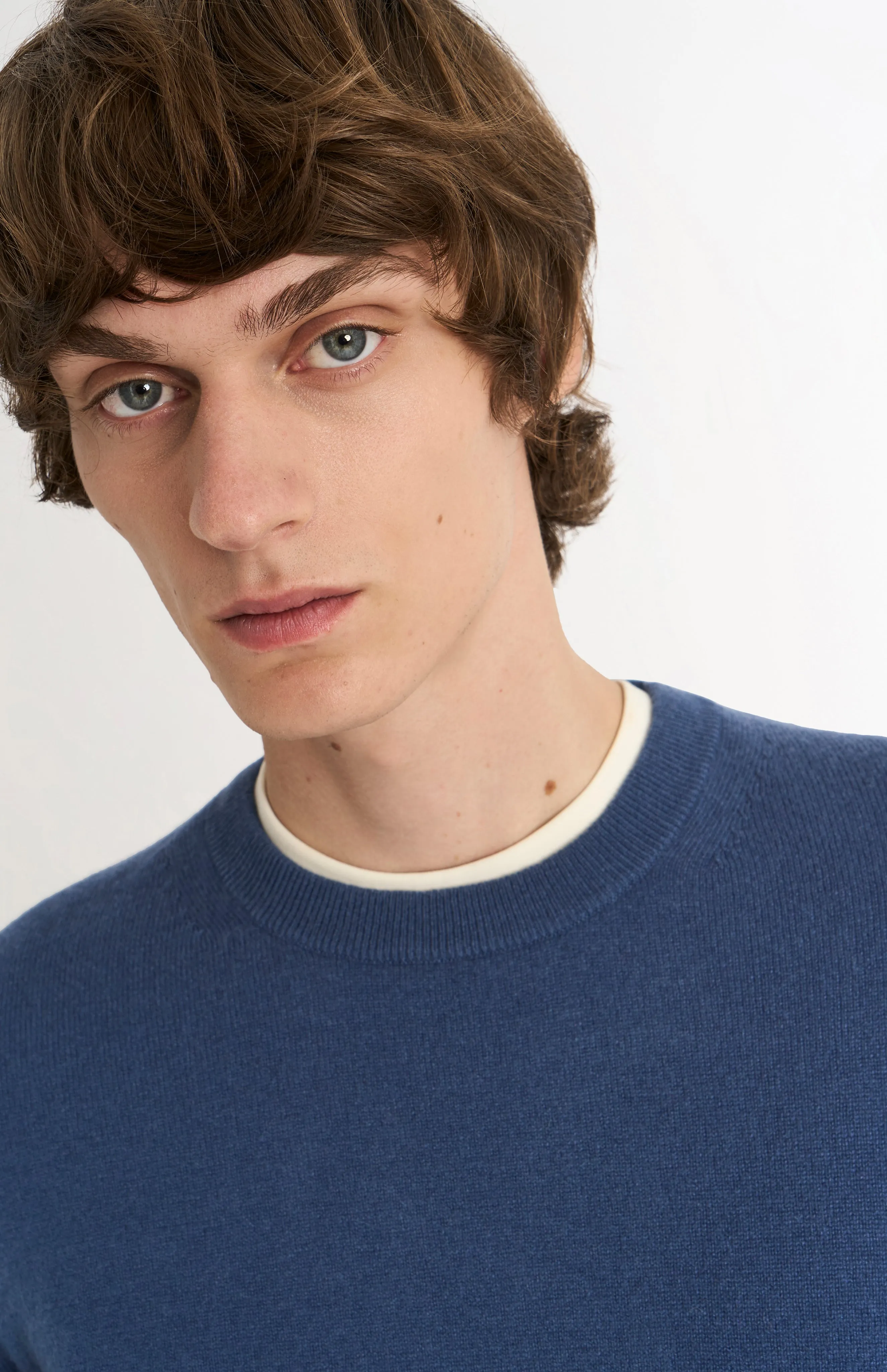Men's Classic Crew Neck Cashmere Jumper In Bering Sea Blue sold by Pringle of Scotland product image thumbnail 4
