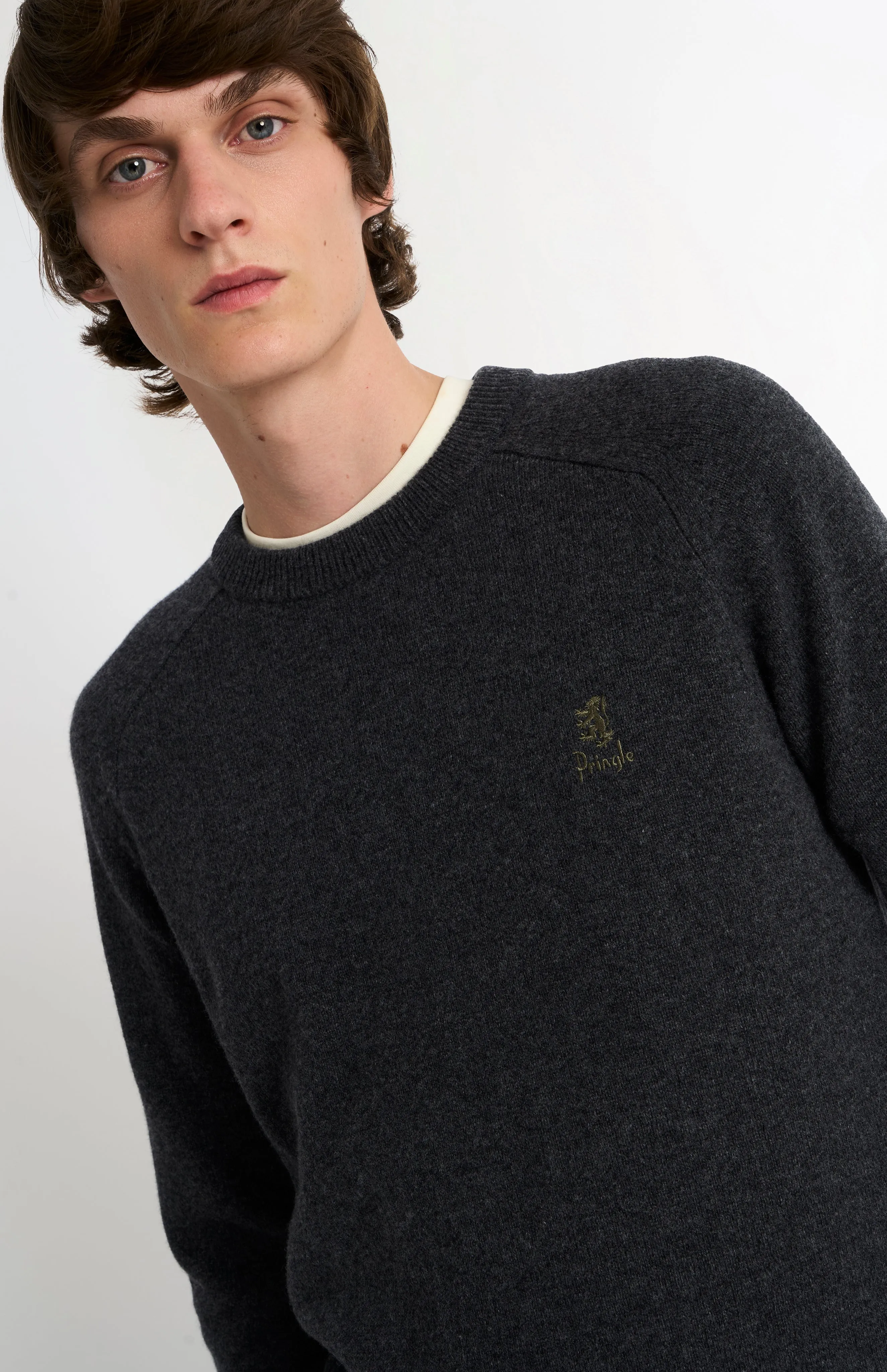 Men's Classic Crew Neck Supersoft Lambswool Jumper In Charcoal sold by Pringle of Scotland product image thumbnail 4