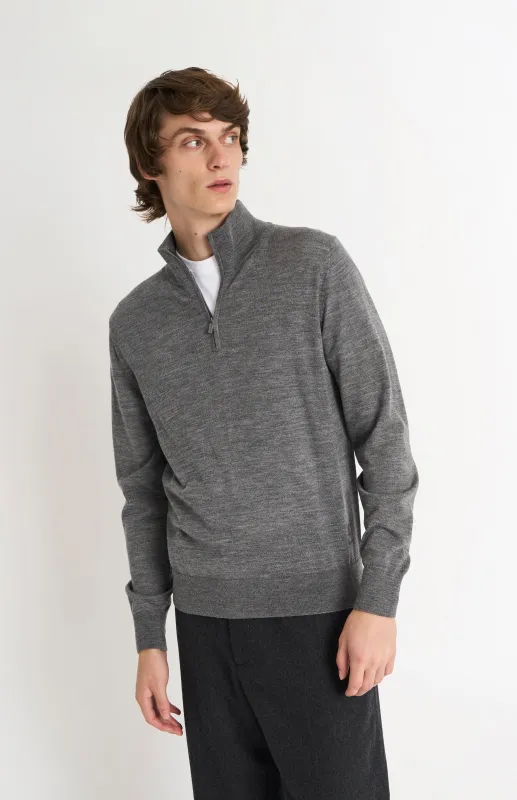 Men's Qtr Zip Extra Fine Merino Wool Jumper In Grey Melange made by Pringle