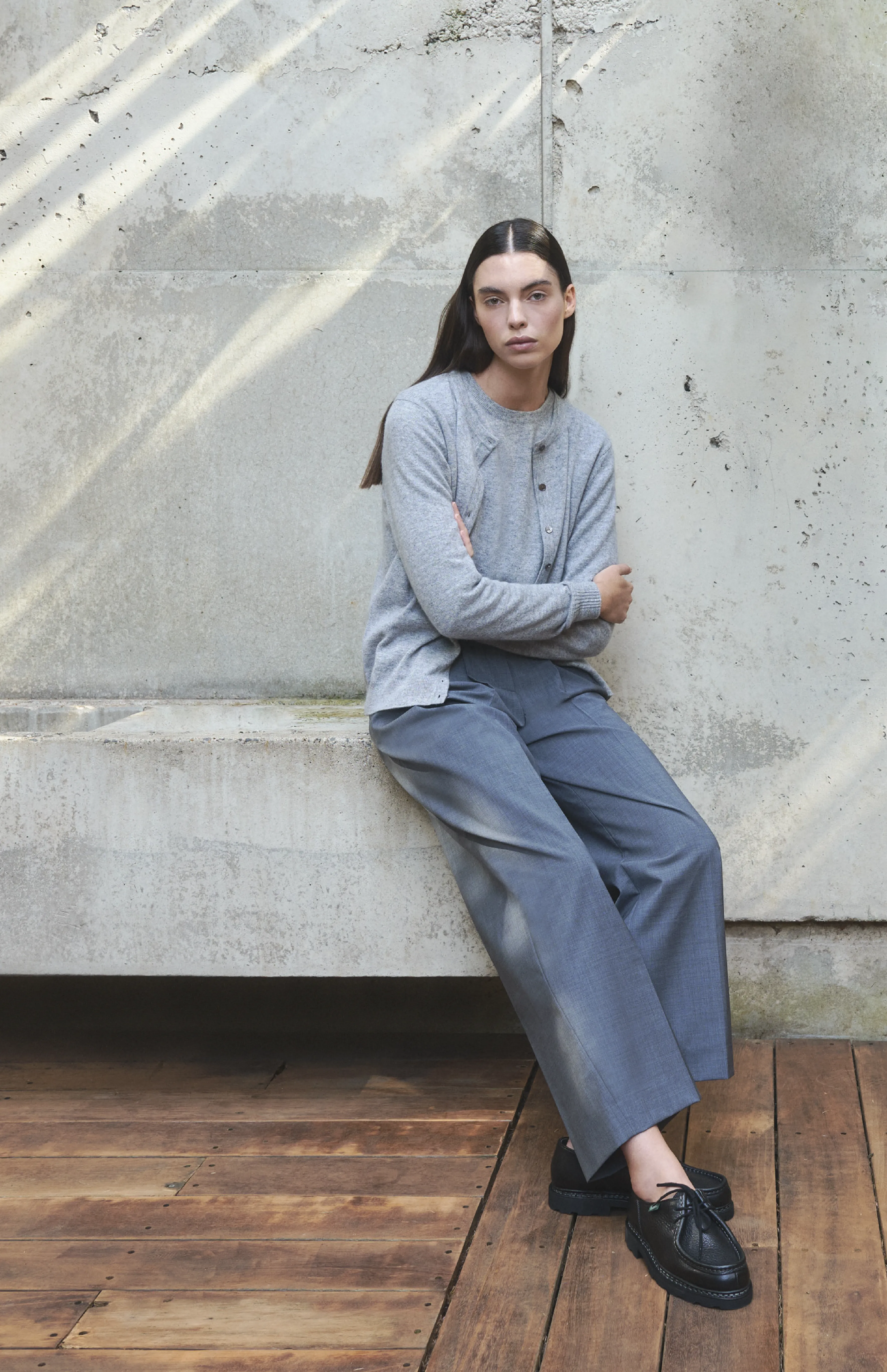 Womens Classic Round Neck Cashmere Cardigan In Silver Melange sold by Pringle of Scotland product image thumbnail 2