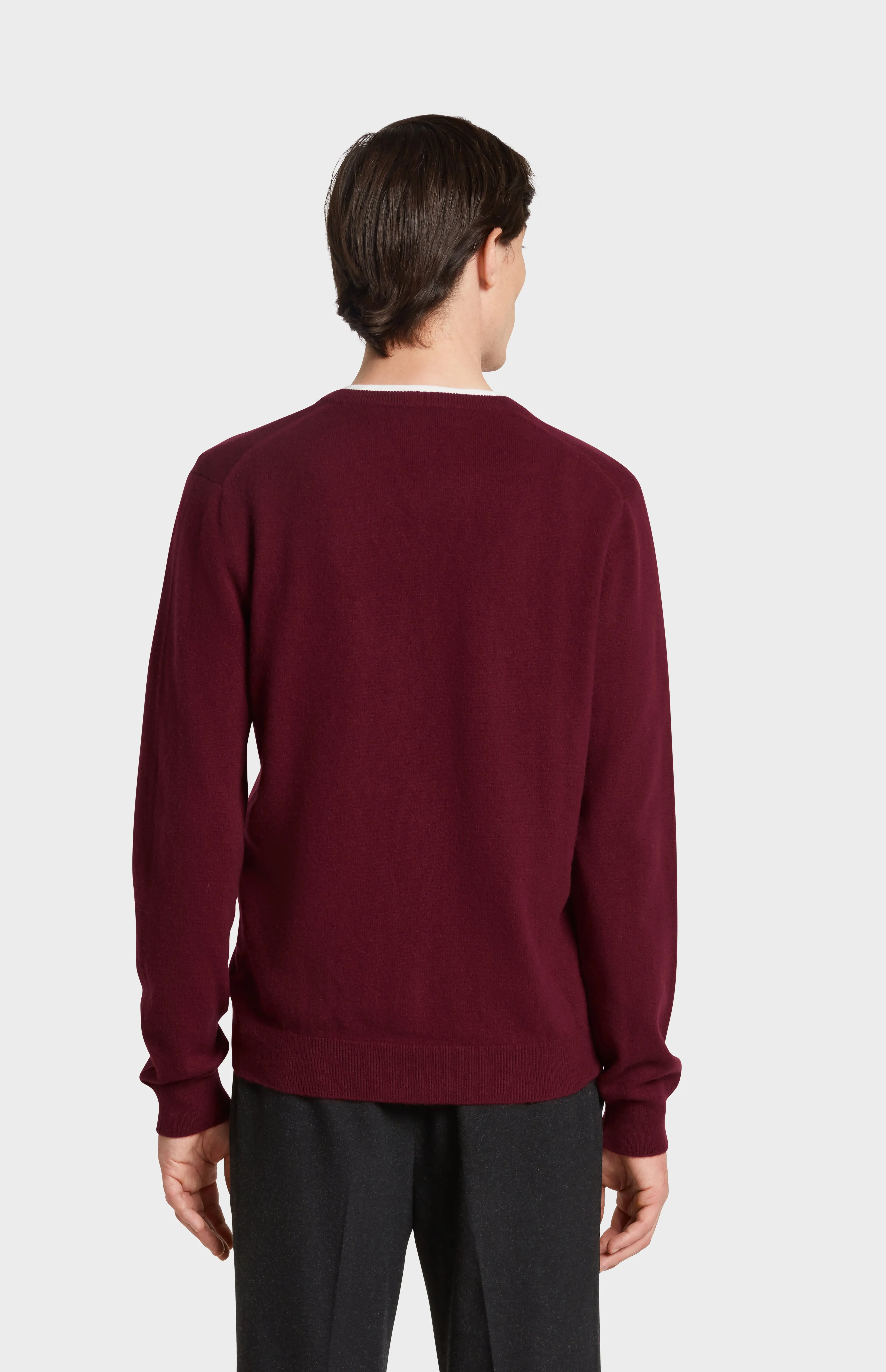 Men's Classic V Neck Cashmere Jumper In Burgundy sold by Pringle of Scotland product image thumbnail 5