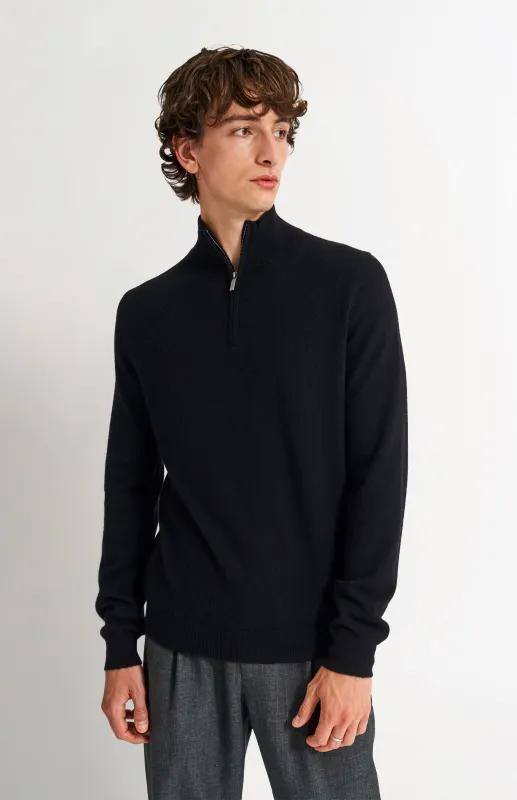 Men's Qtr Zip Cashmere Classic Jumper In Black made by Pringle