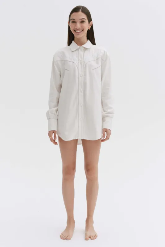 The Ranch Lounge Shirt Brushed Twill Cream sold by Desmond & Dempsey