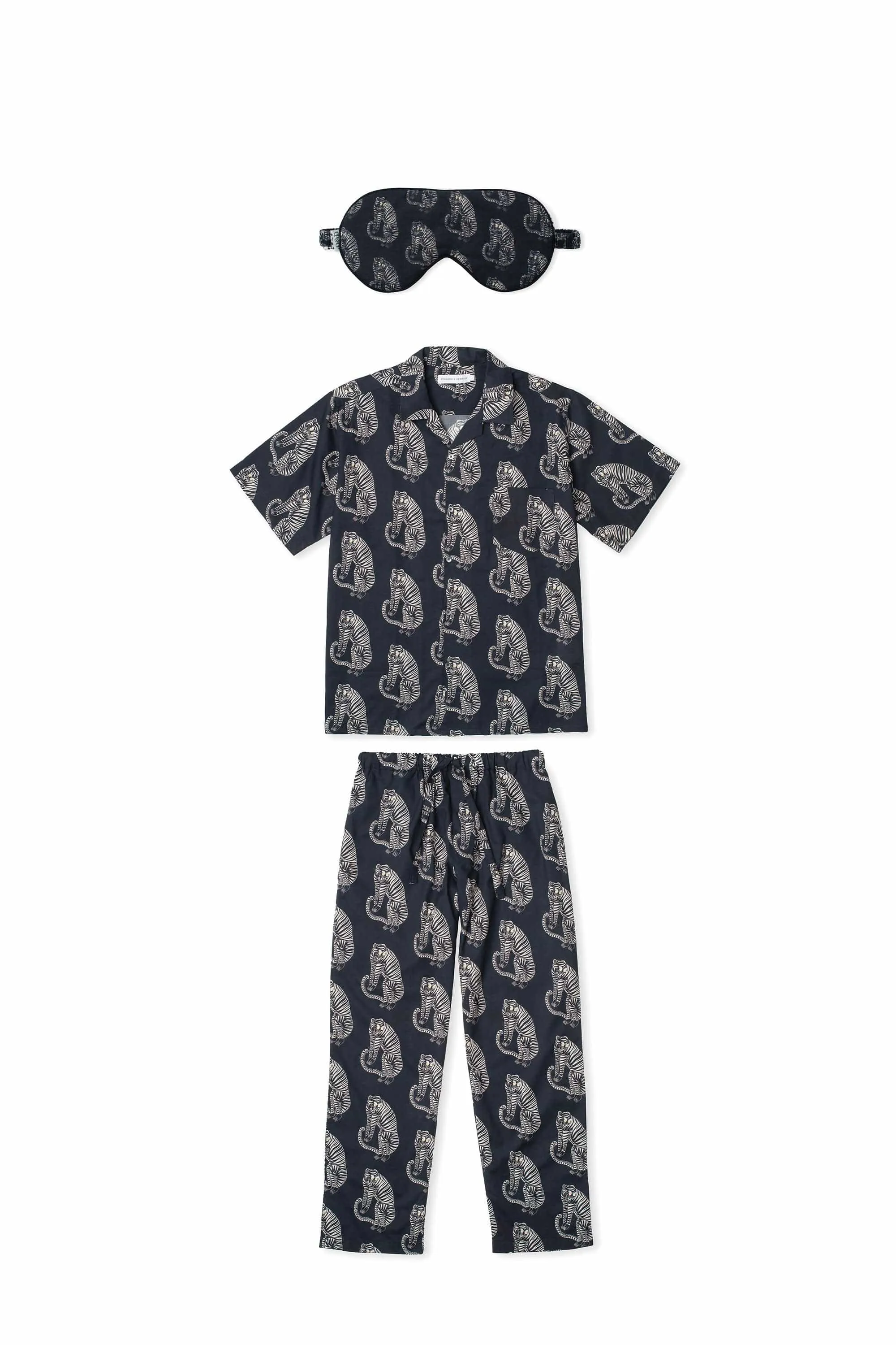 The Men's Stretching Tiger Set sold by Desmond & Dempsey product image thumbnail 5