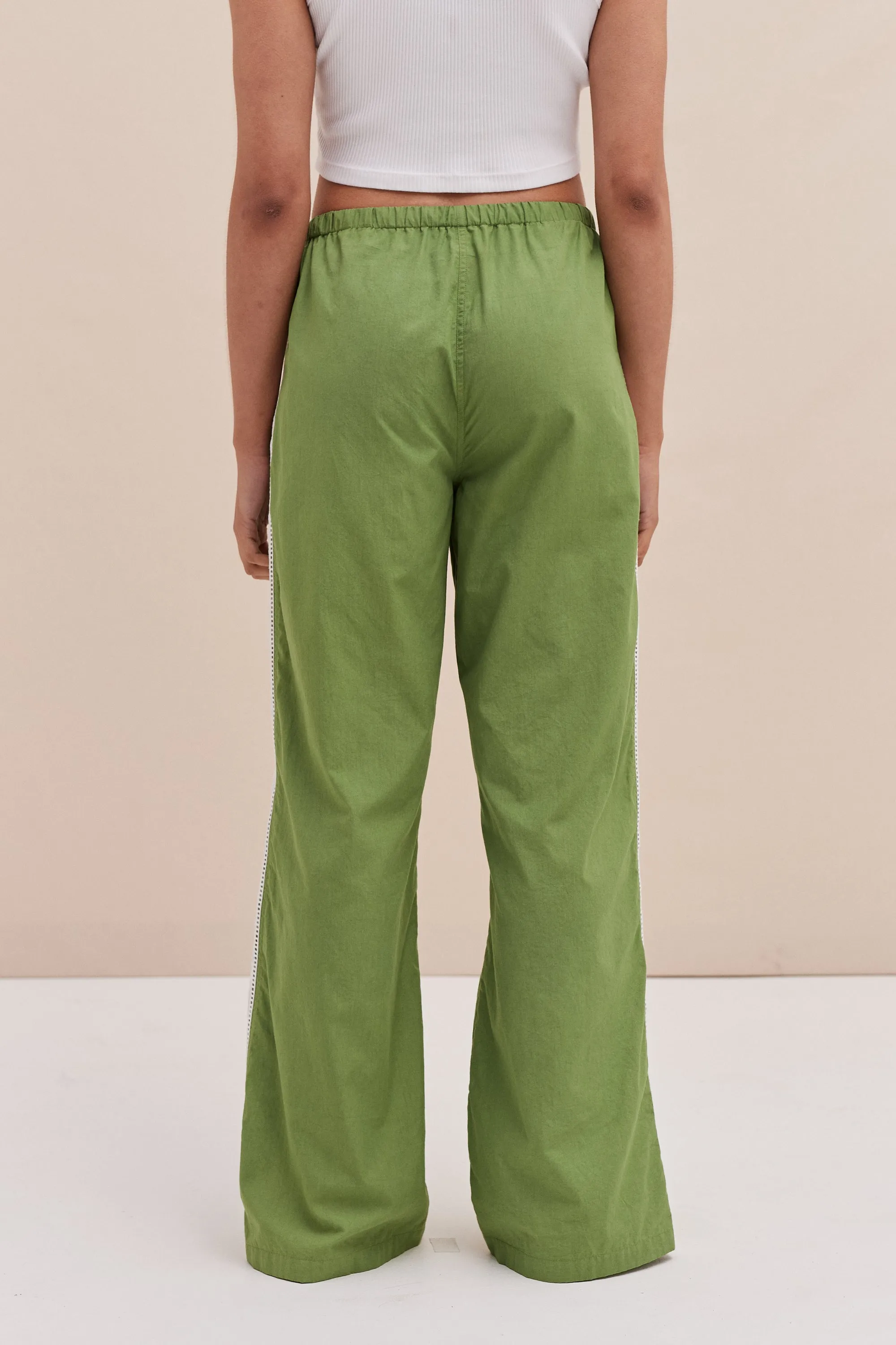 Lounge Trouser Poplin Green sold by Desmond & Dempsey product image thumbnail 3
