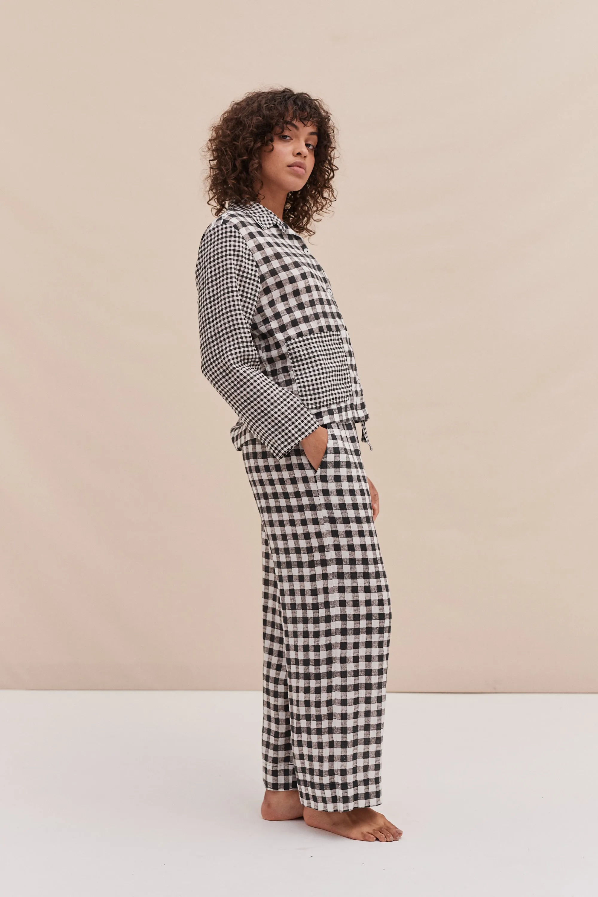 Pocket Set Gingham Print Black and White sold by Desmond & Dempsey product image thumbnail 2